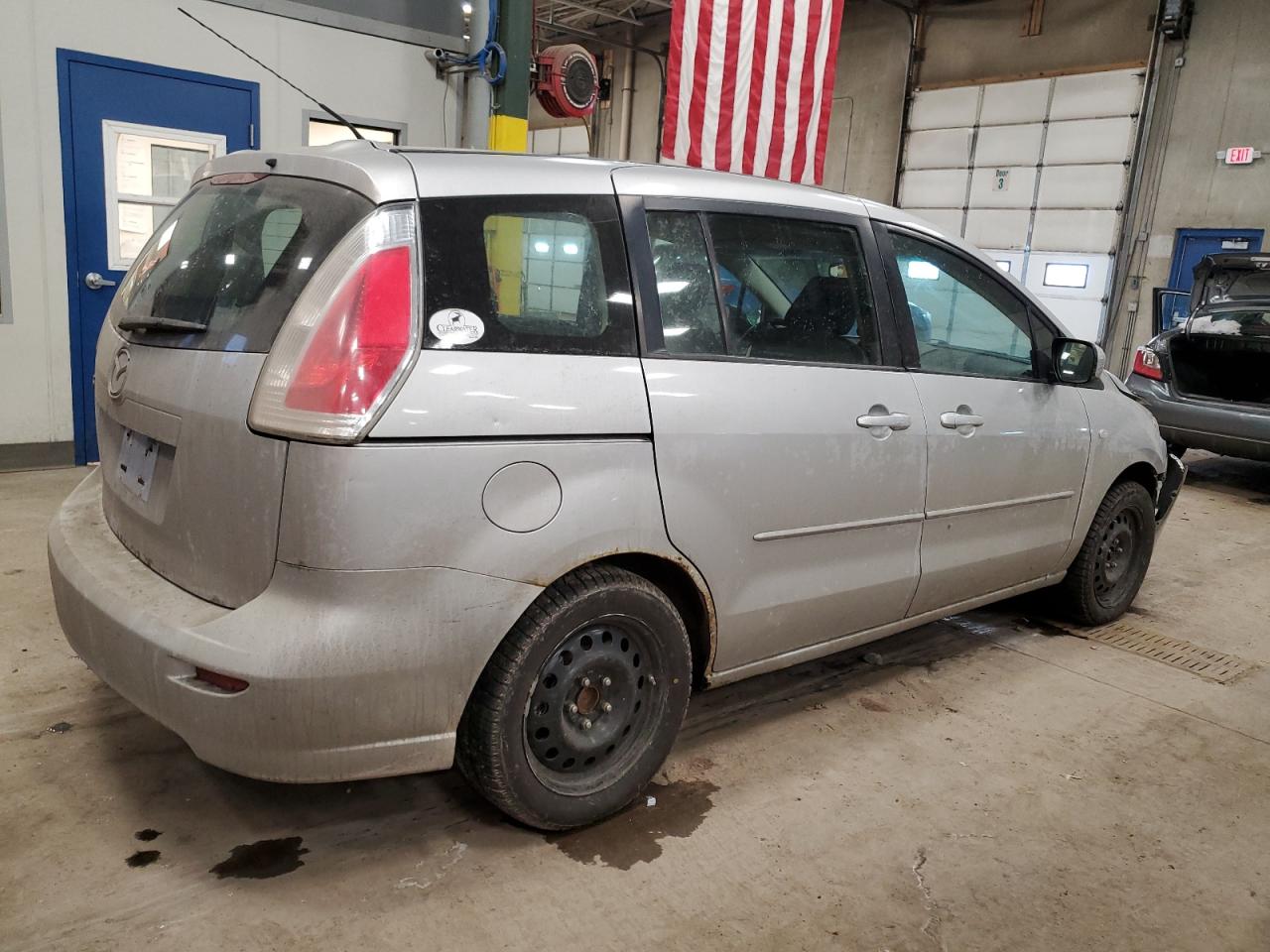 2009 Mazda 5 - Image 3