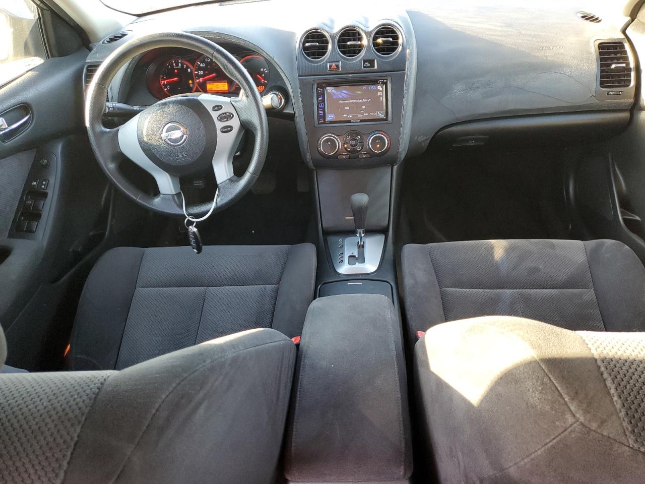 2008 Nissan Altima - Image 8