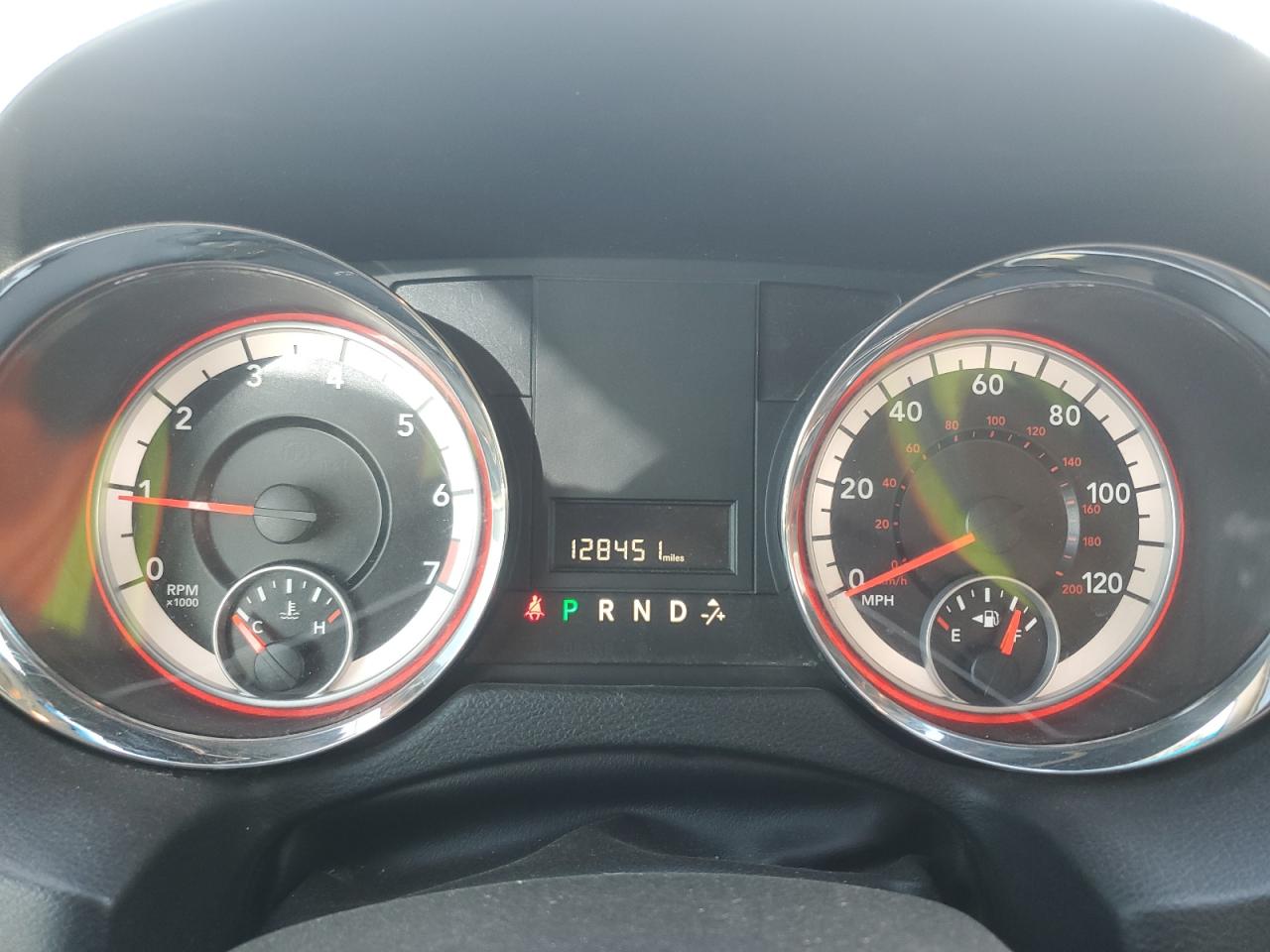 2013 Dodge Caravan - Image 9