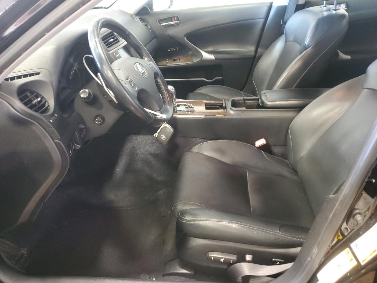 2009 Lexus IS - Image 7