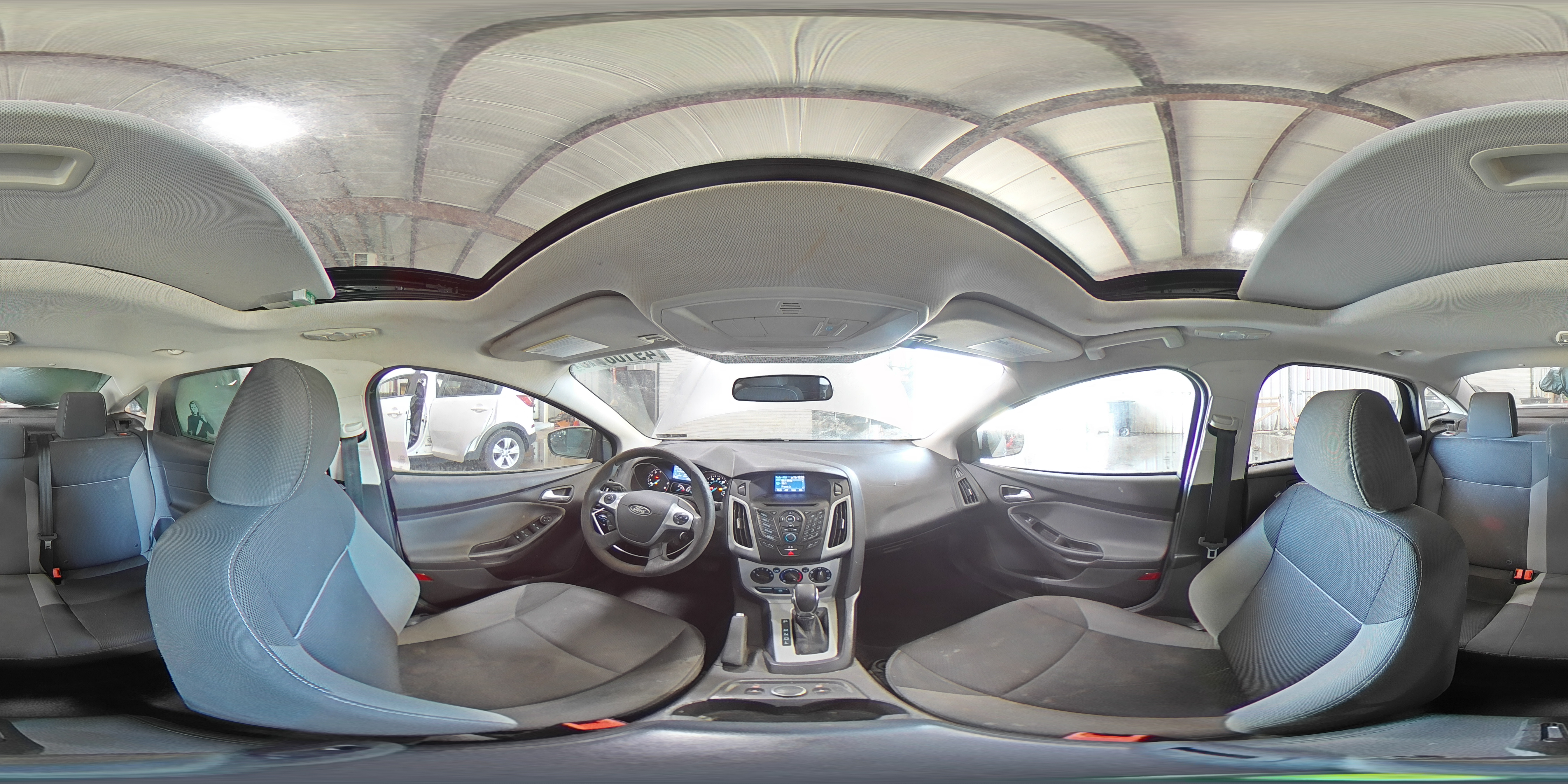 2014 Ford Focus - Image 15