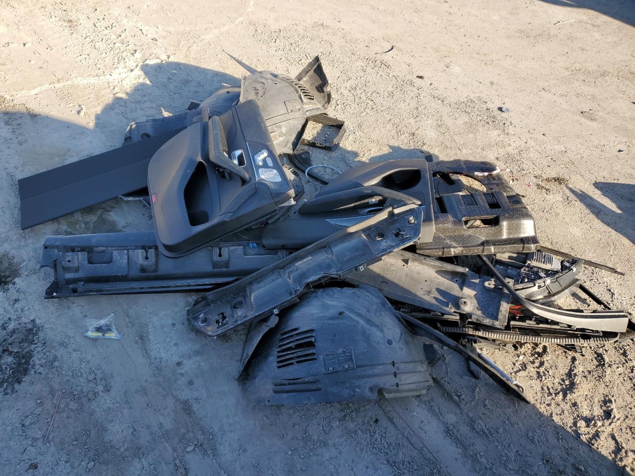 2021 Mercedes-Benz GLE - Image 13