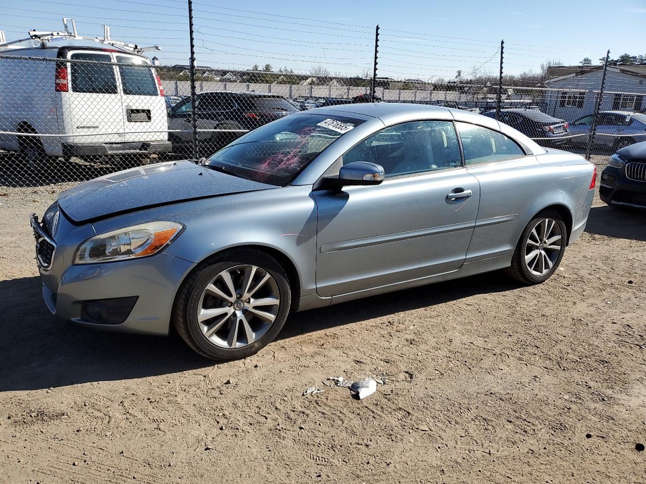 2011 Volvo C70 - Image 1
