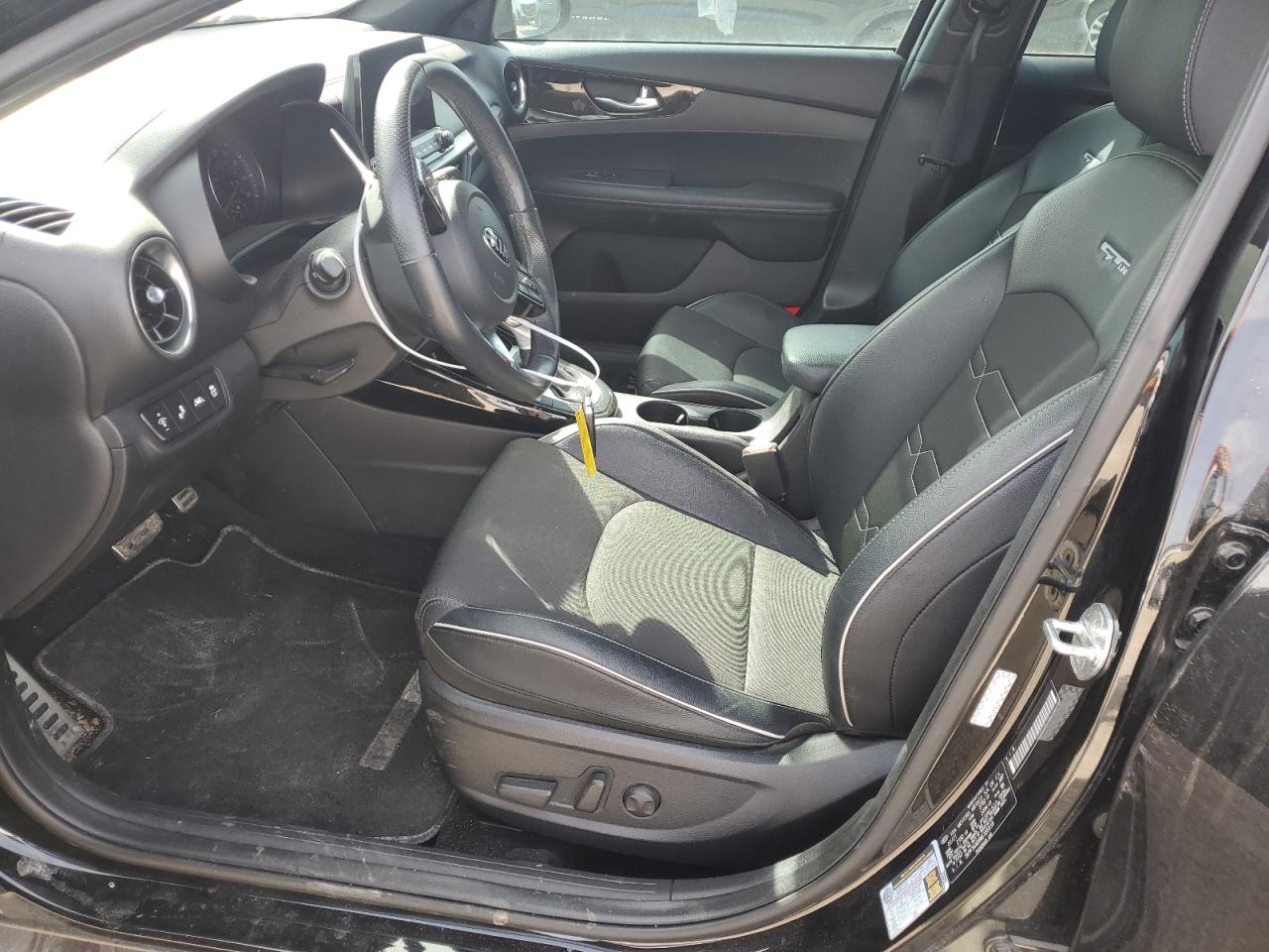 2021 Kia Forte - Image 7