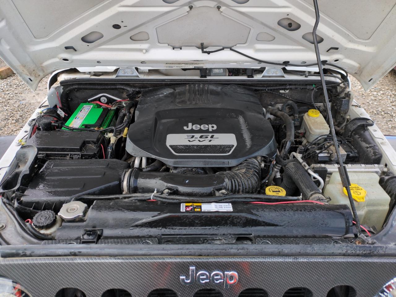 2012 Jeep Wrangler - Image 11