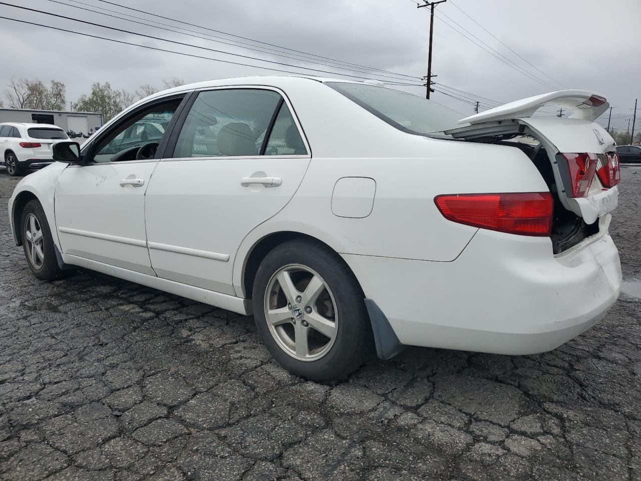 2005 Honda Accord - Image 2