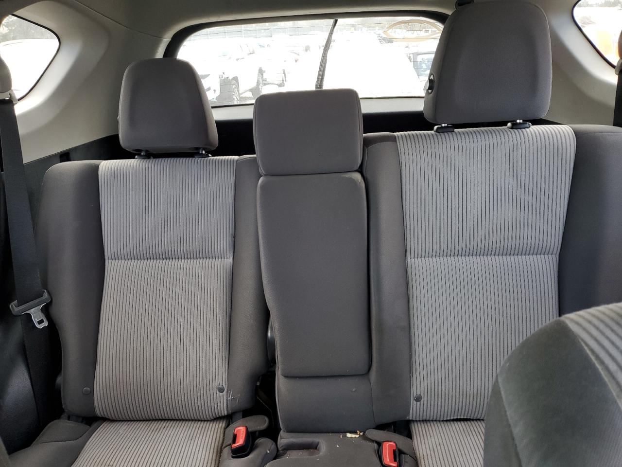 2014 Toyota RAV 4 - Image 10