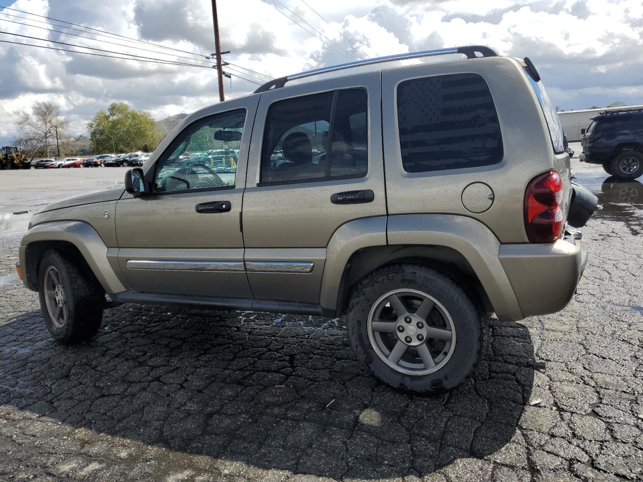 2006 Jeep Liberty (North America) - Image 2