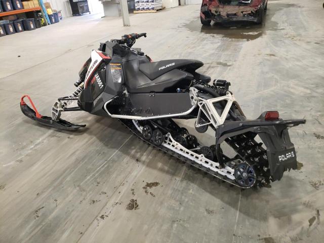 2016 POLA SNOWMOBILE