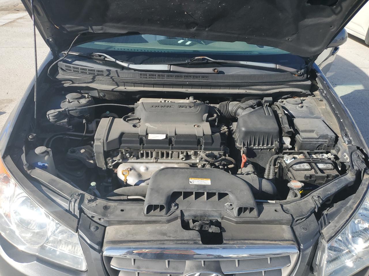 2009 Hyundai Elantra - Image 11