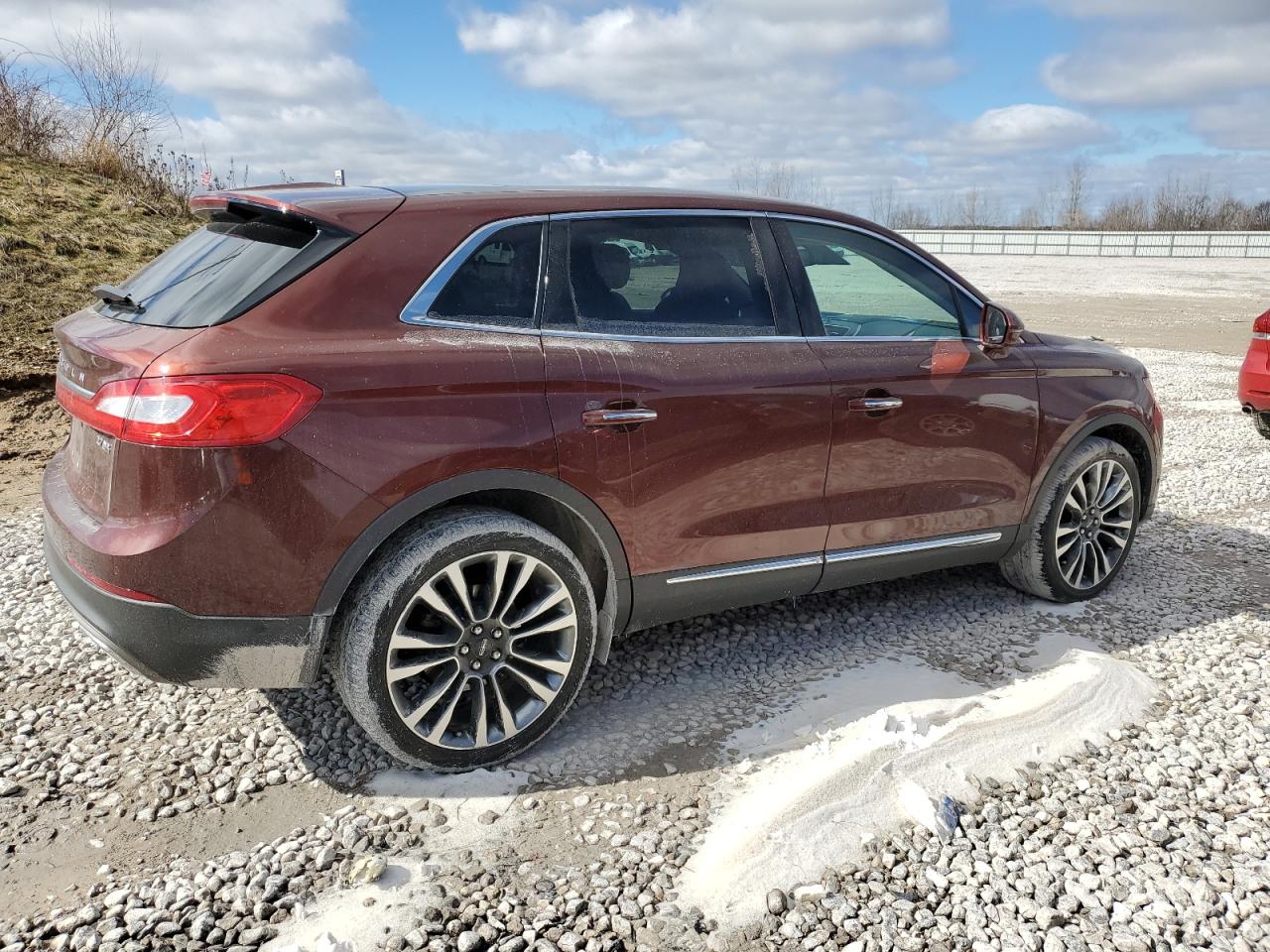 2016 Lincoln MKX - Image 3