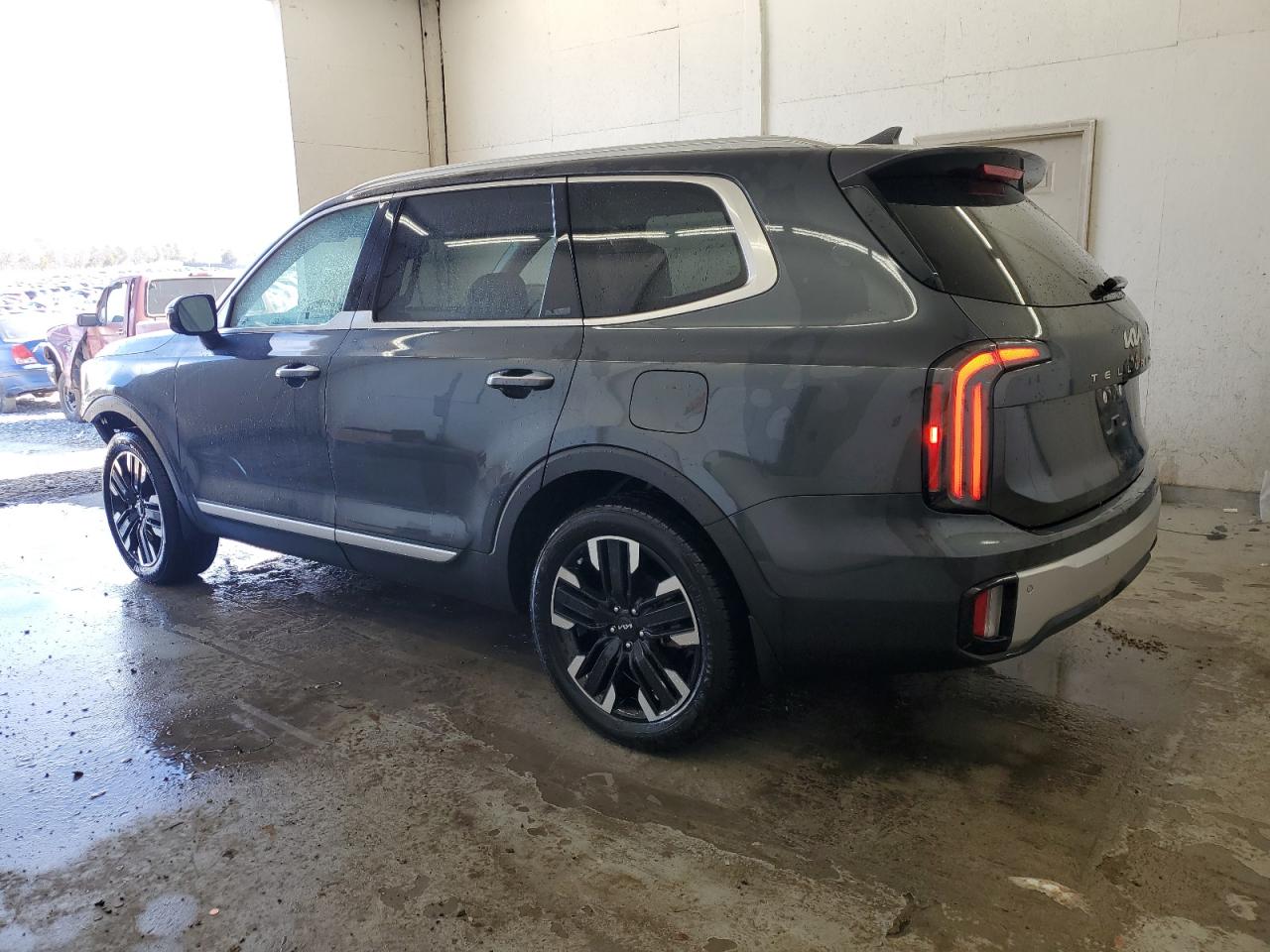 2024 Kia Telluride - Image 2