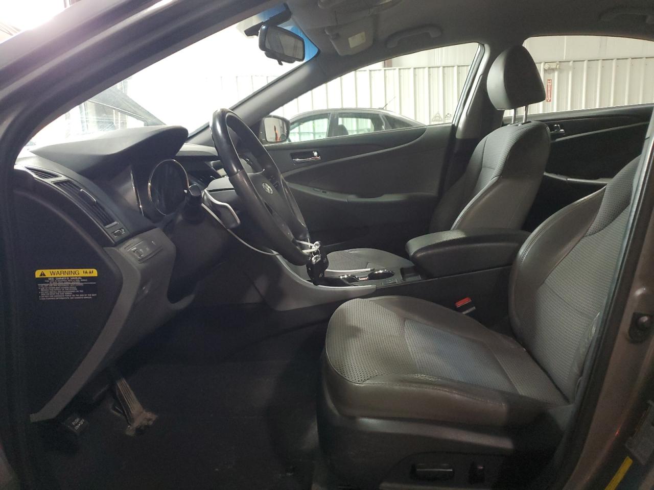 2013 Hyundai Sonata - Image 7