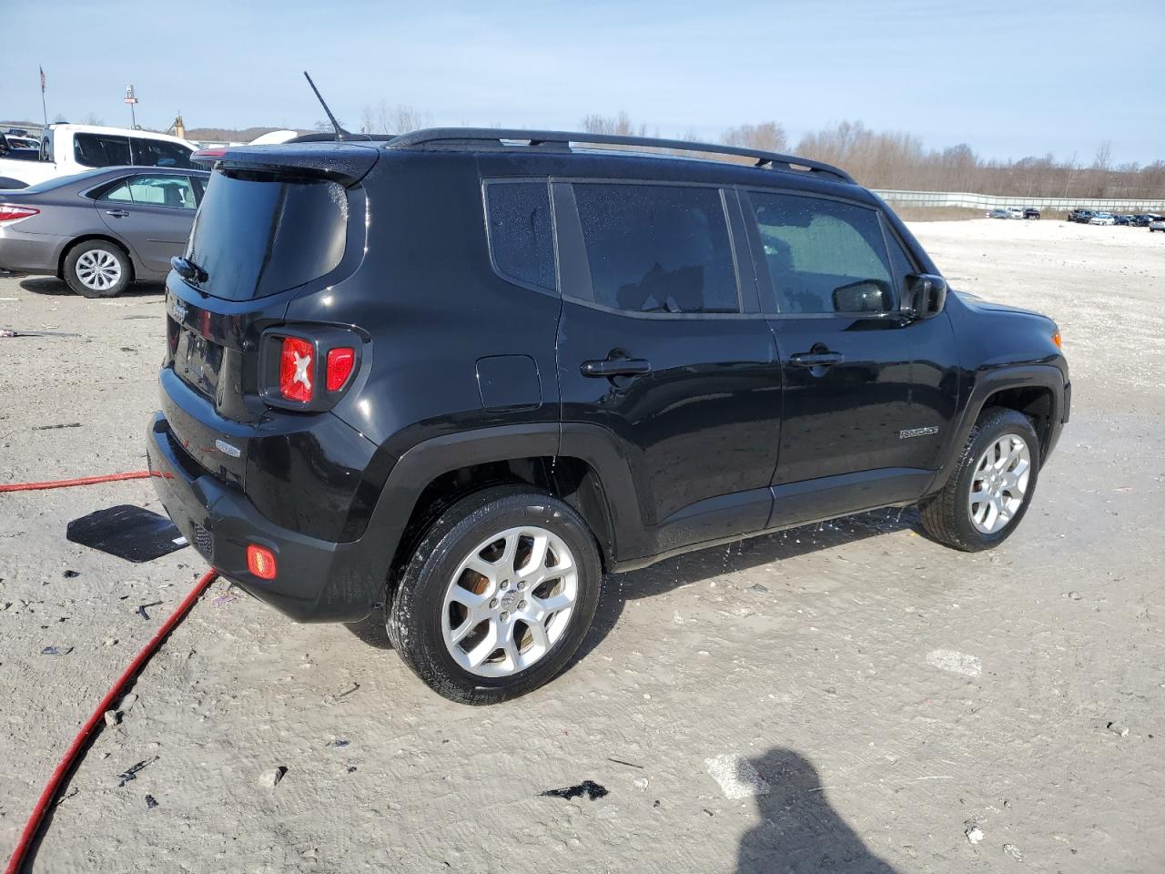 2017 Jeep Renegade - Image 3