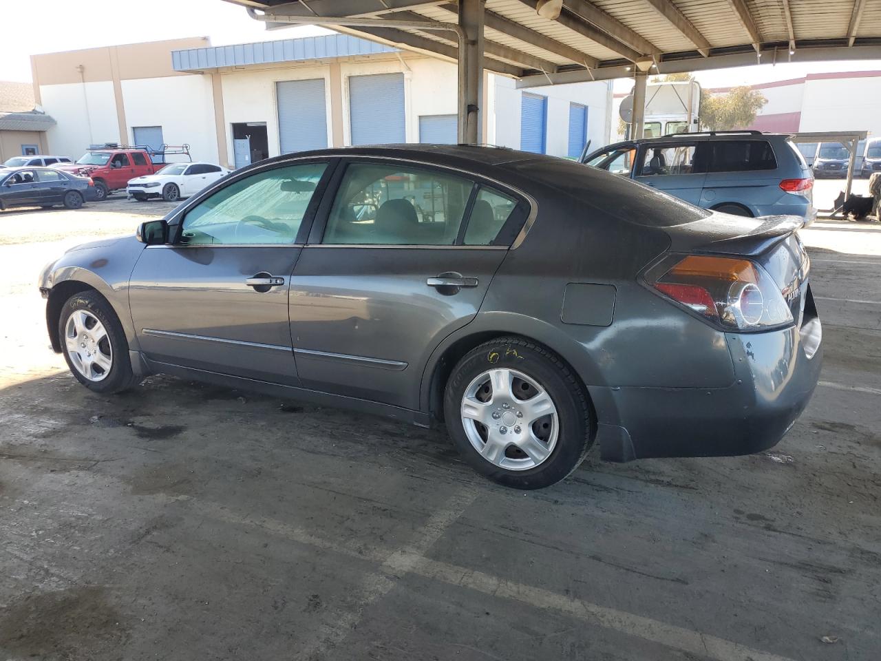 2009 Nissan Altima - Image 2
