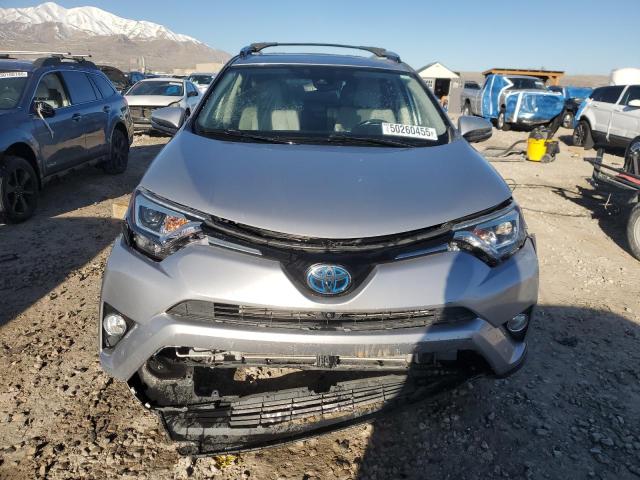  TOYOTA RAV4 2017 Srebrny