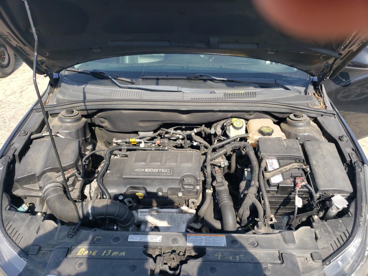 2014 Chevrolet Cruze - Image 11