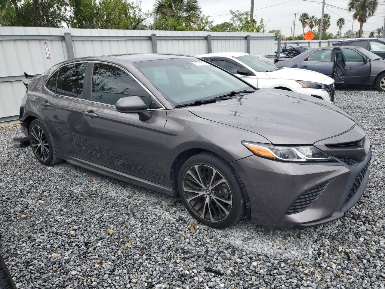 2019 Toyota Camry - Image 4