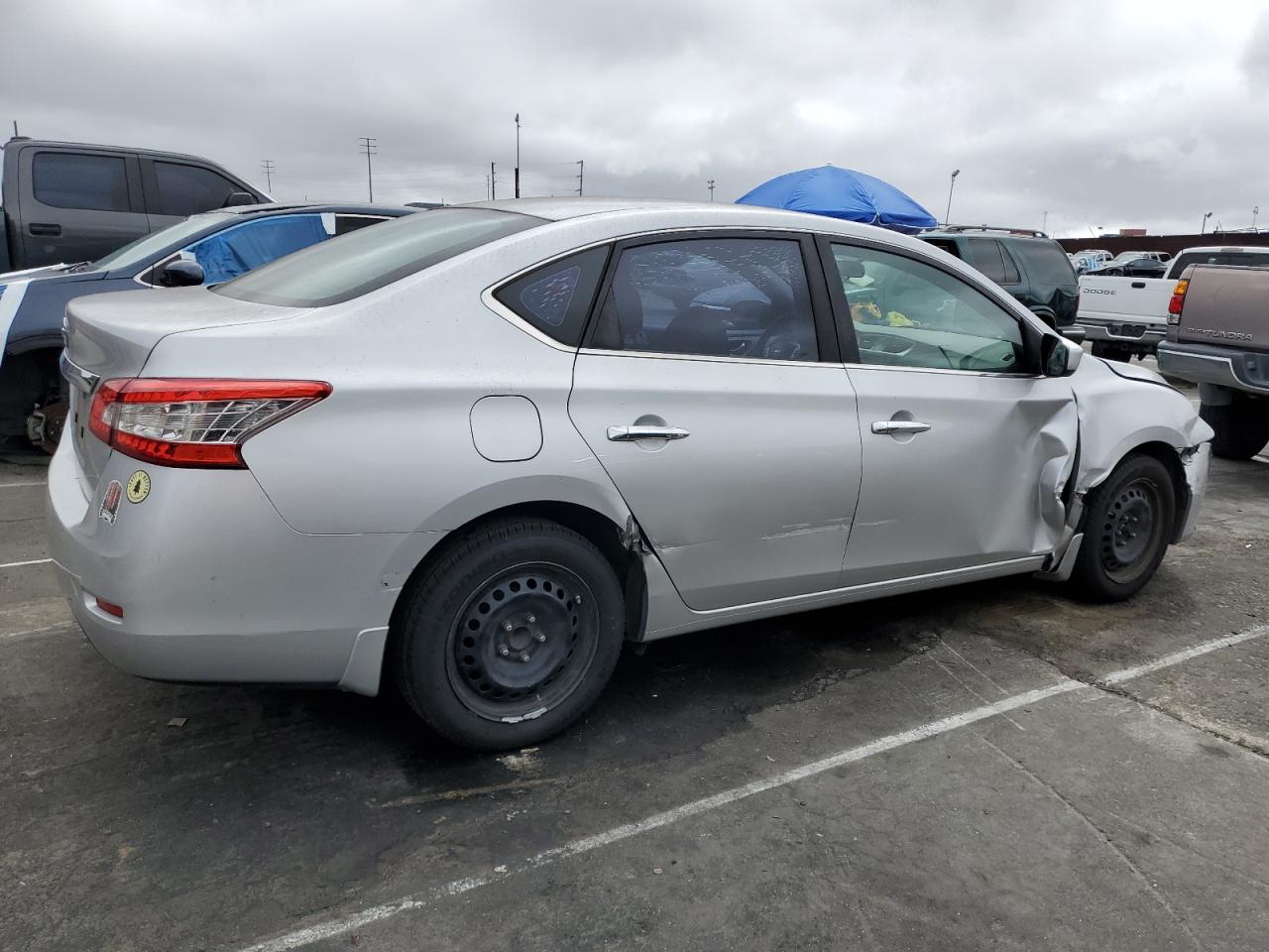 2015 Nissan Sentra - Image 3