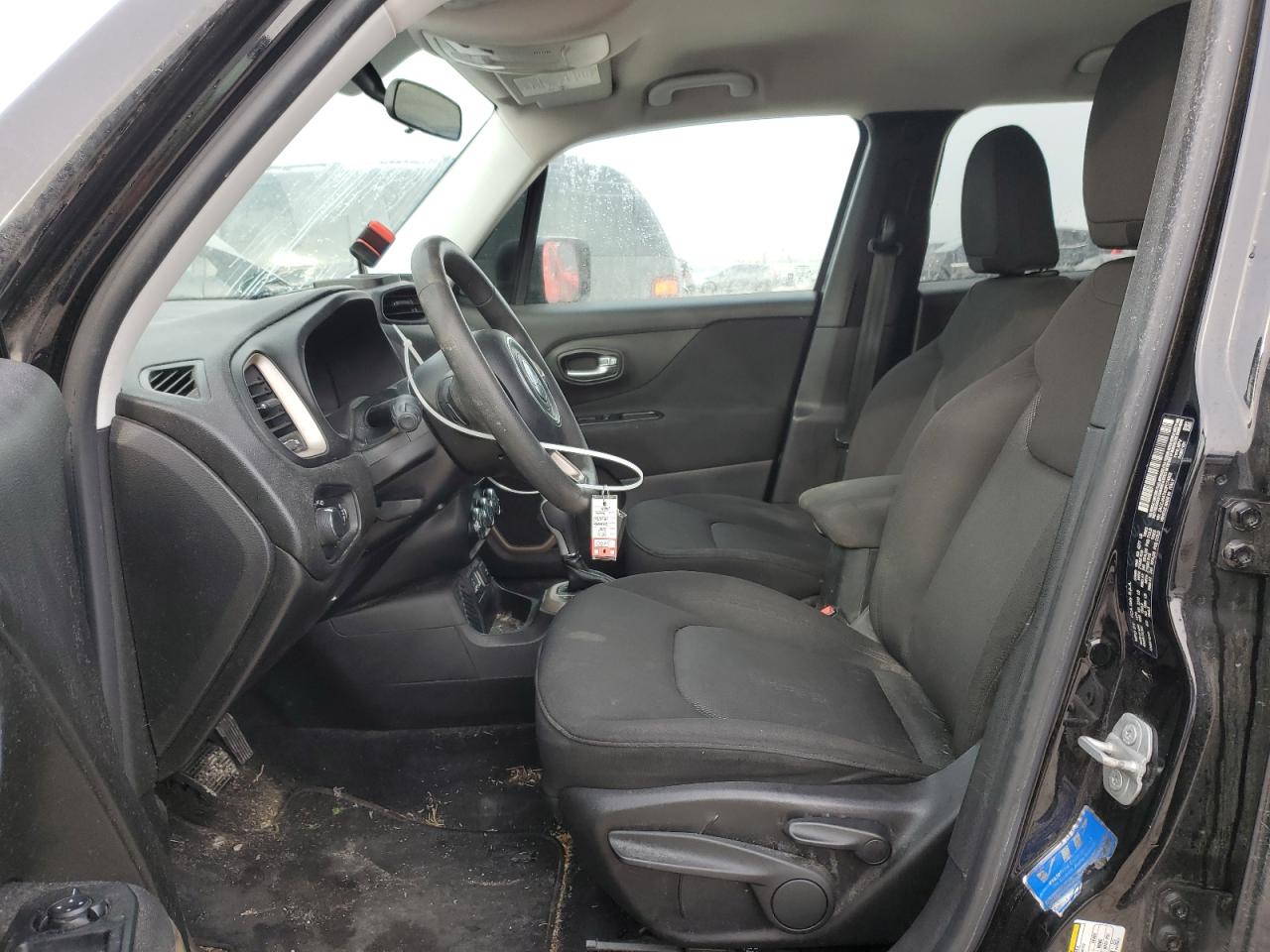 2016 Jeep Renegade - Image 7