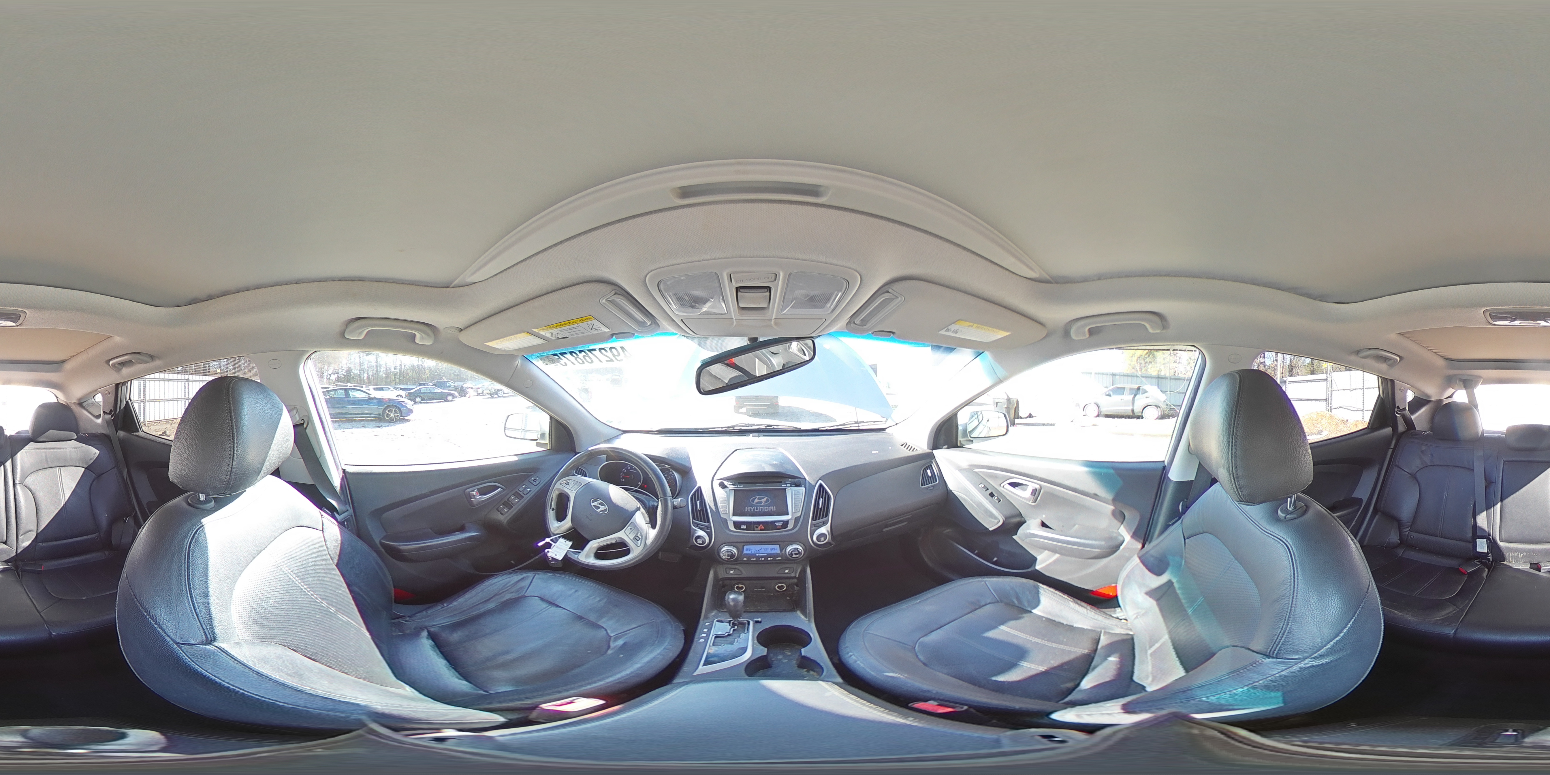 2013 Hyundai Tucson - Image 15