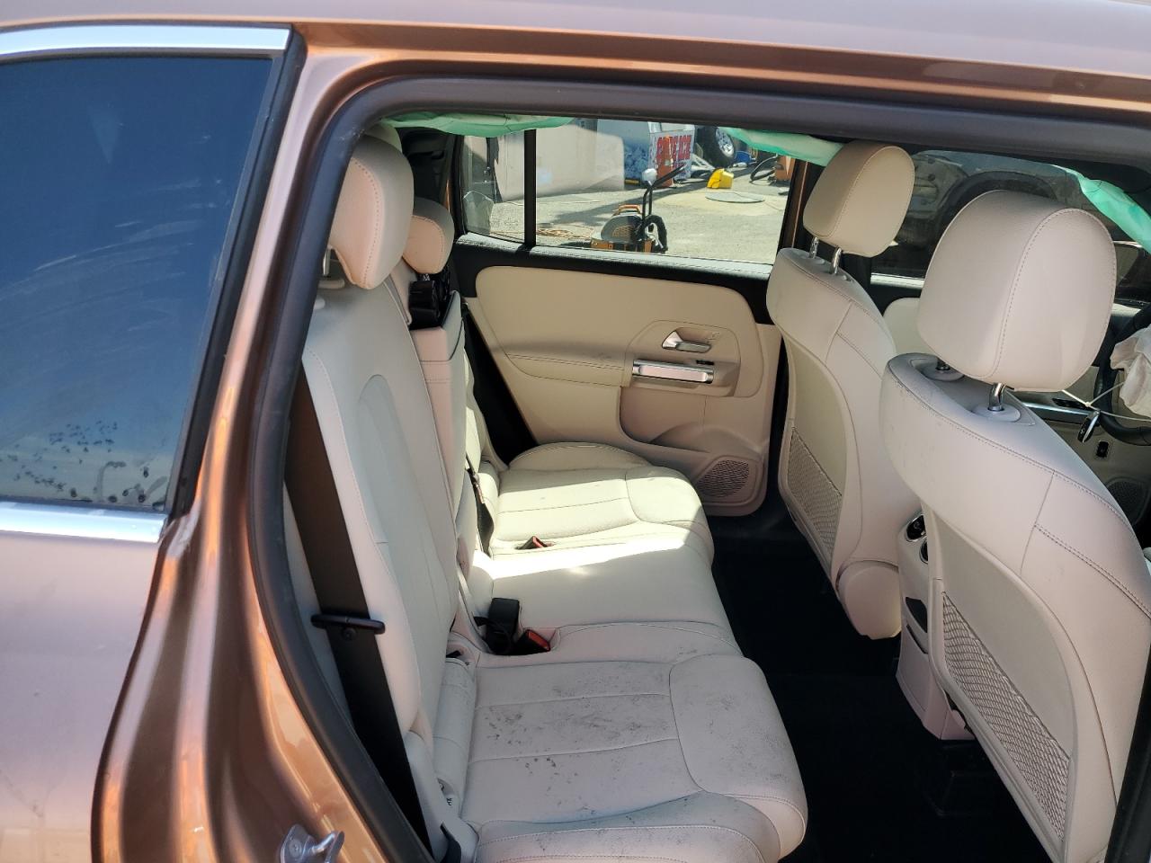 2023 Mercedes-Benz GLB - Image 11