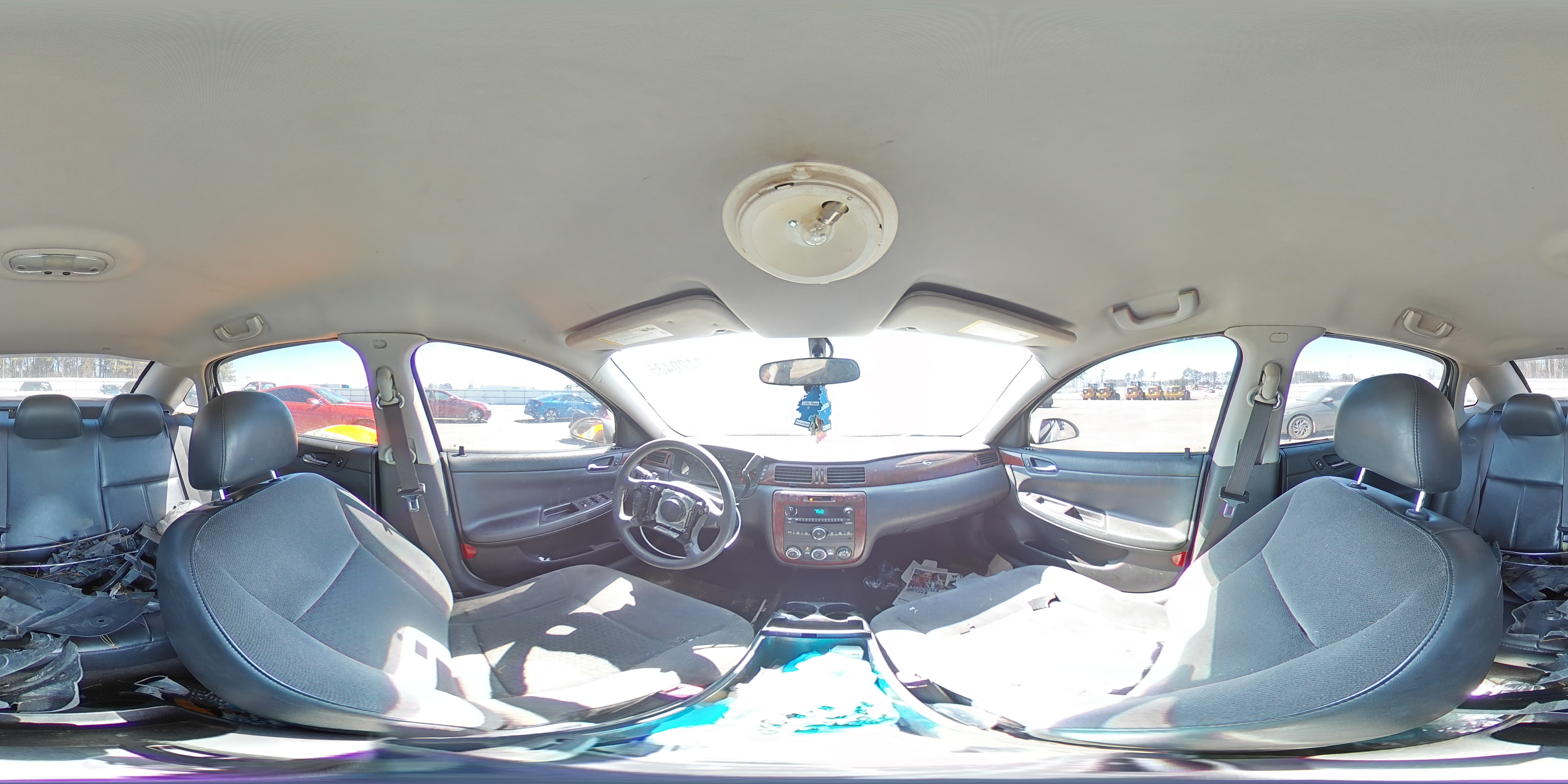 2006 Chevrolet Impala - Image 12
