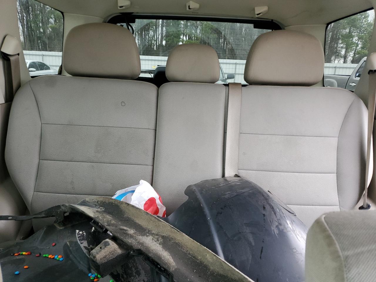 2010 Ford Escape - Image 10