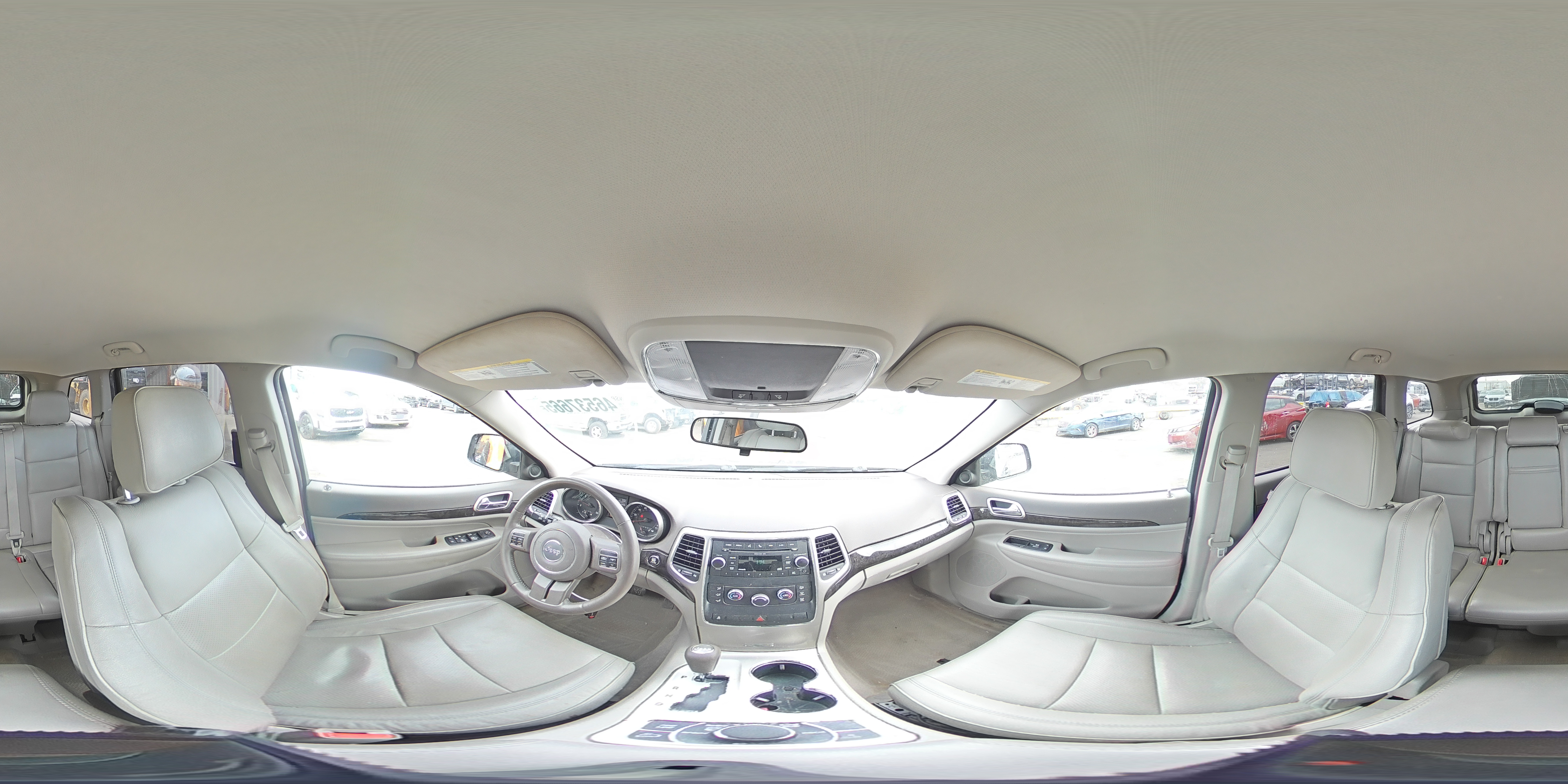 2011 Jeep Grand Cherokee - Image 13
