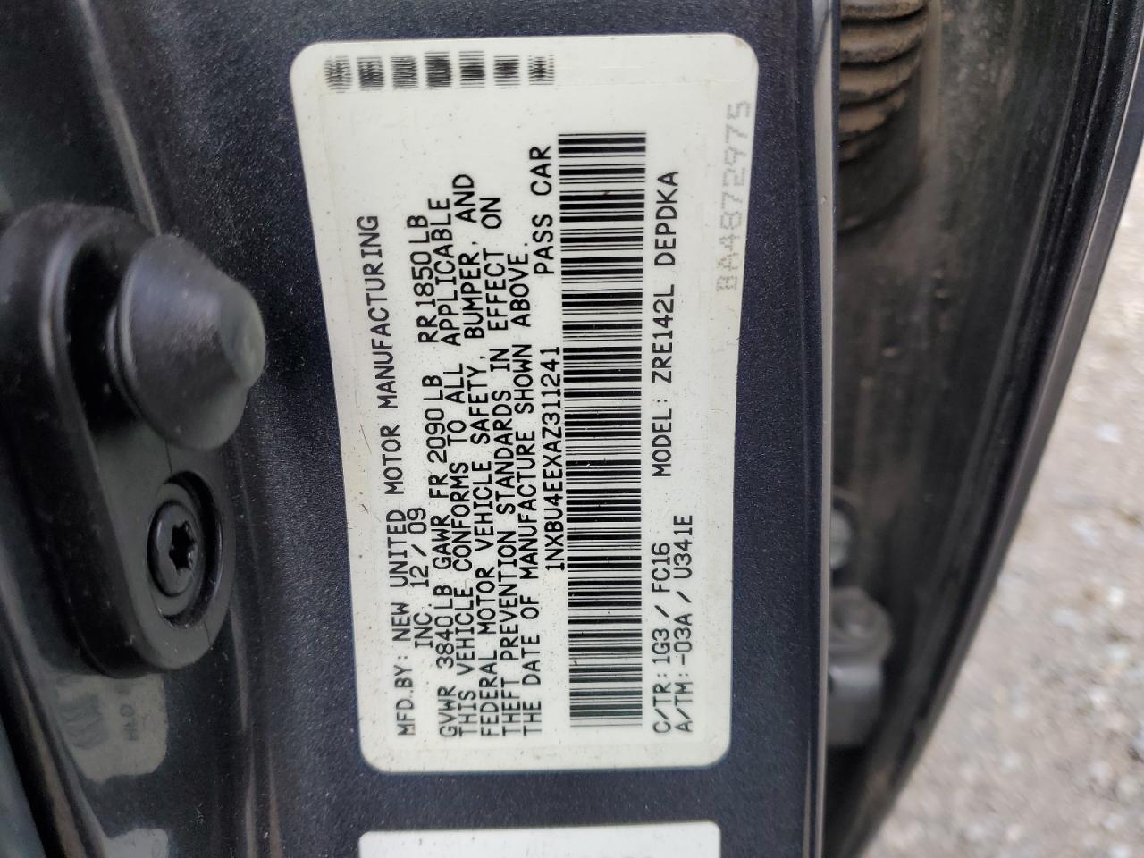 2010 Toyota Corolla - Image 12
