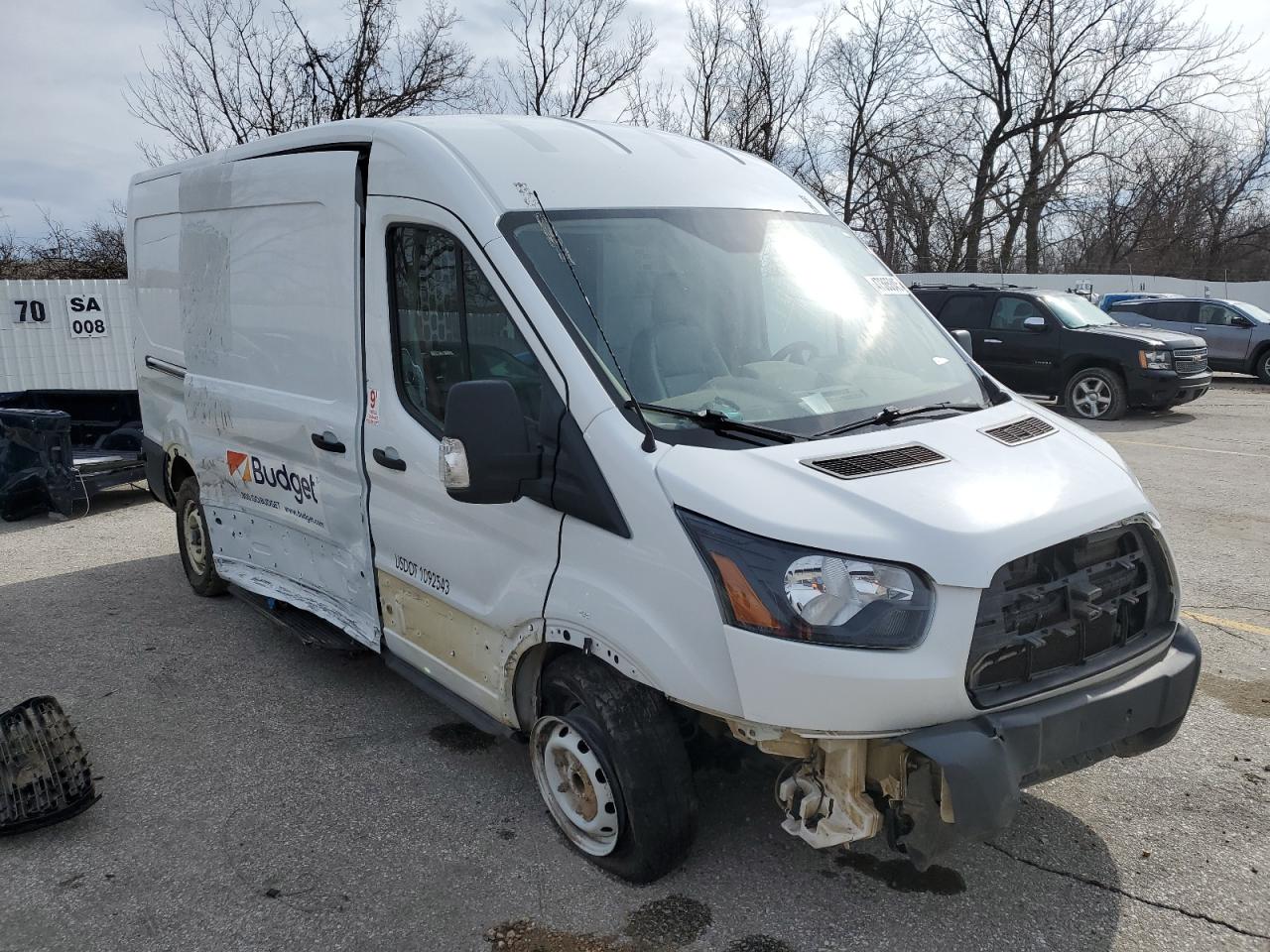2019 Ford Transit Van на продаже в Bridgeton, MO - All Over