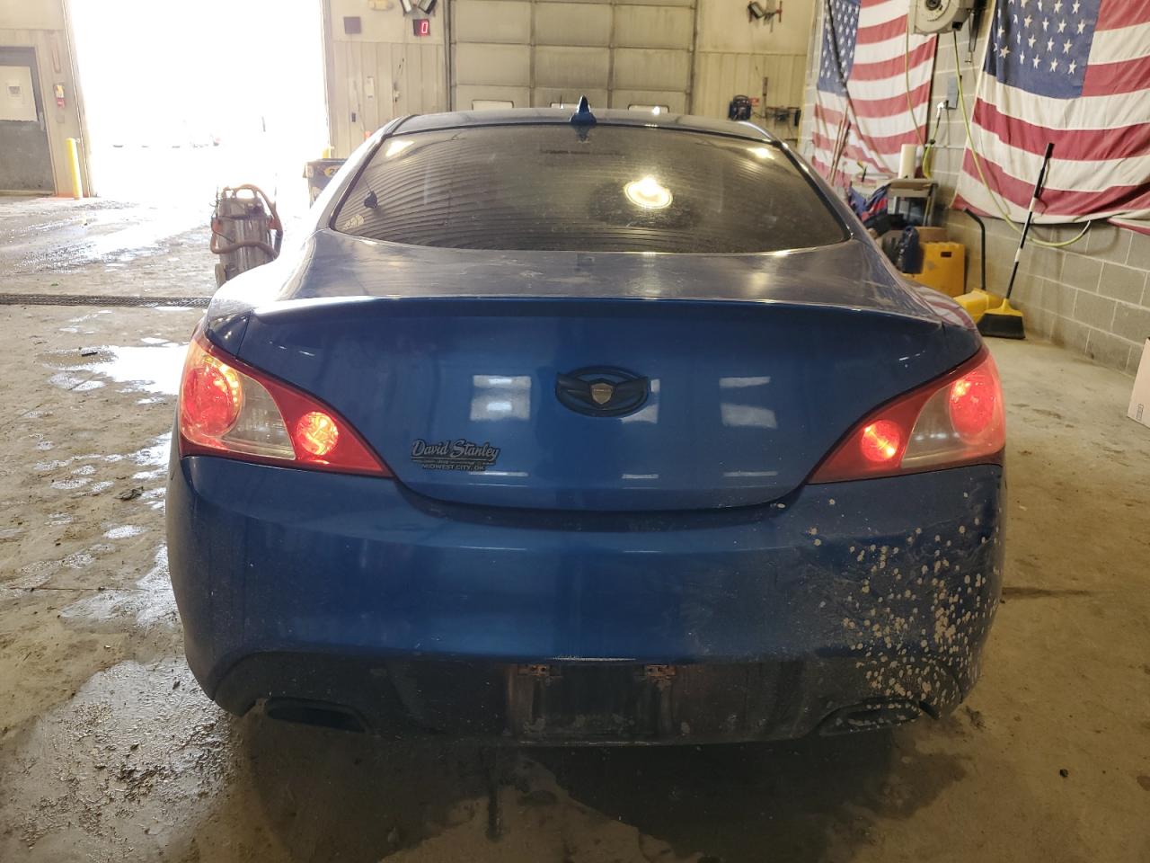 2010 Hyundai Genesis - Image 6