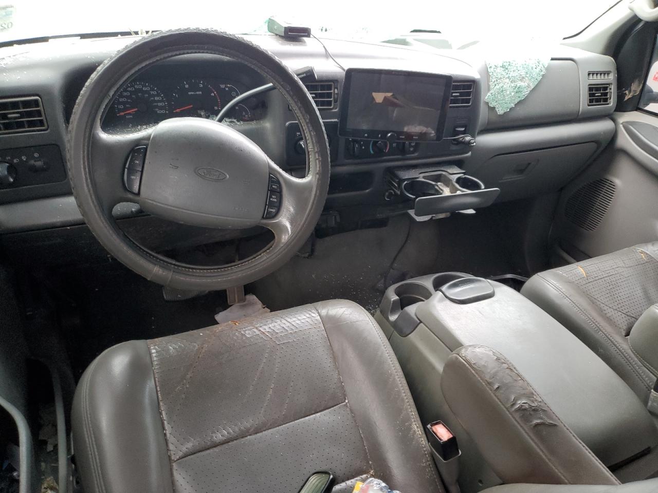 2002 Ford F350 - Image 8