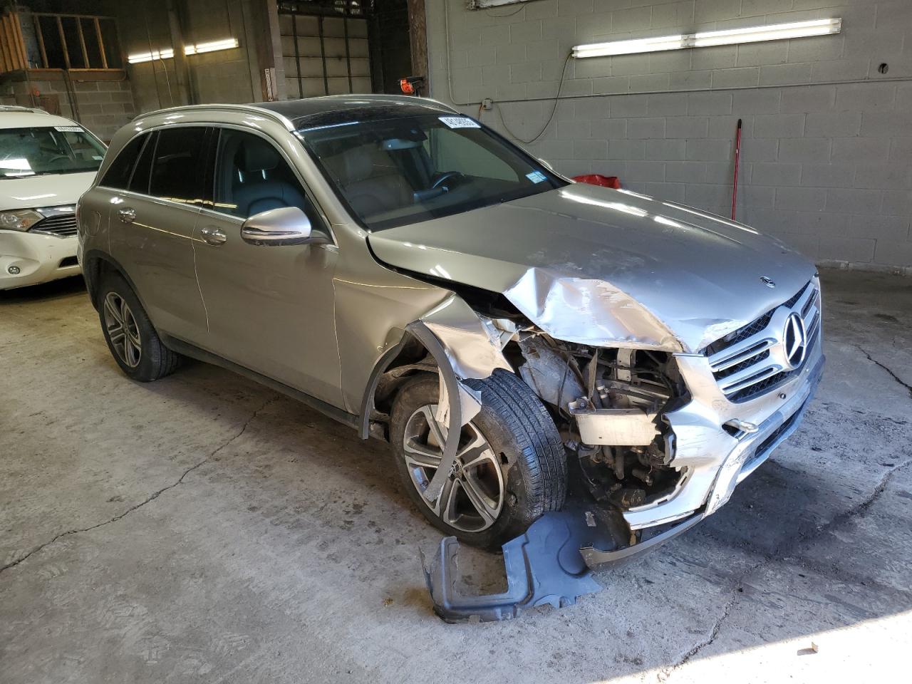 2019 Mercedes-Benz GLC - Image 4