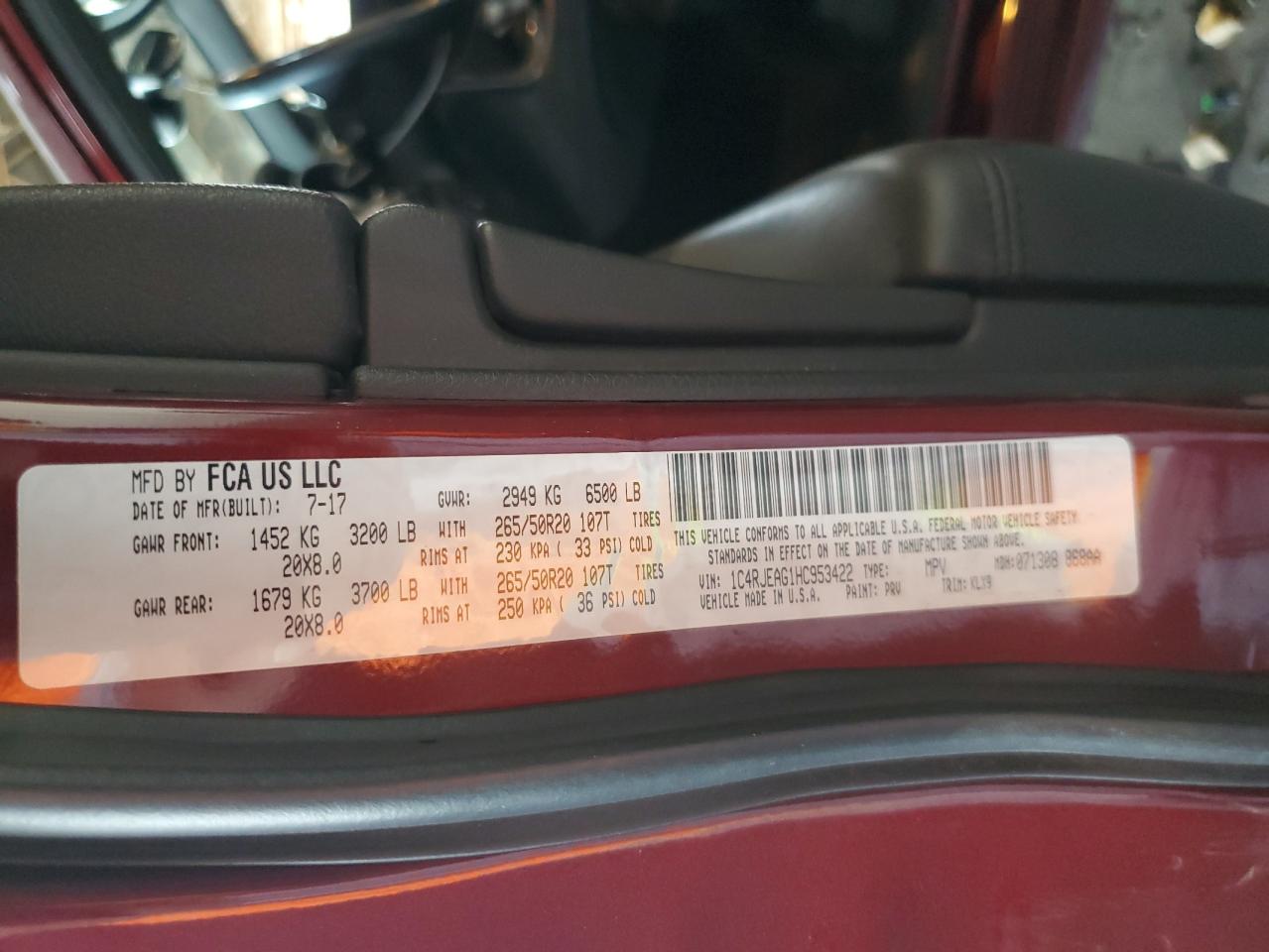 2017 Jeep Grand Cherokee - Image 13