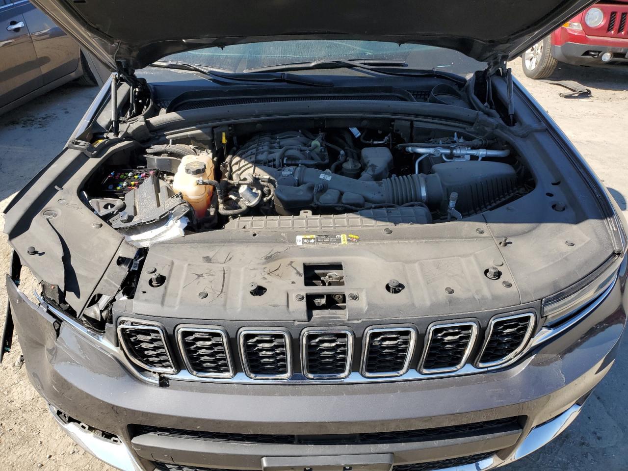 2021 Jeep Grand Cherokee - Image 11