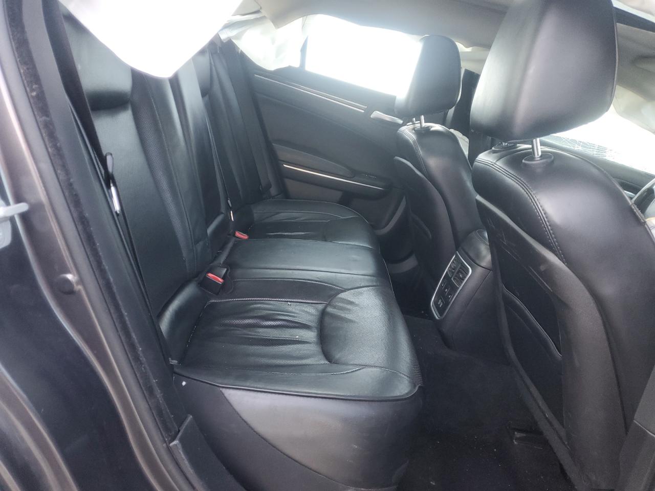 2016 Chrysler 300C VIN: 2C3CCAKG5GH128748 Lot: 48320645