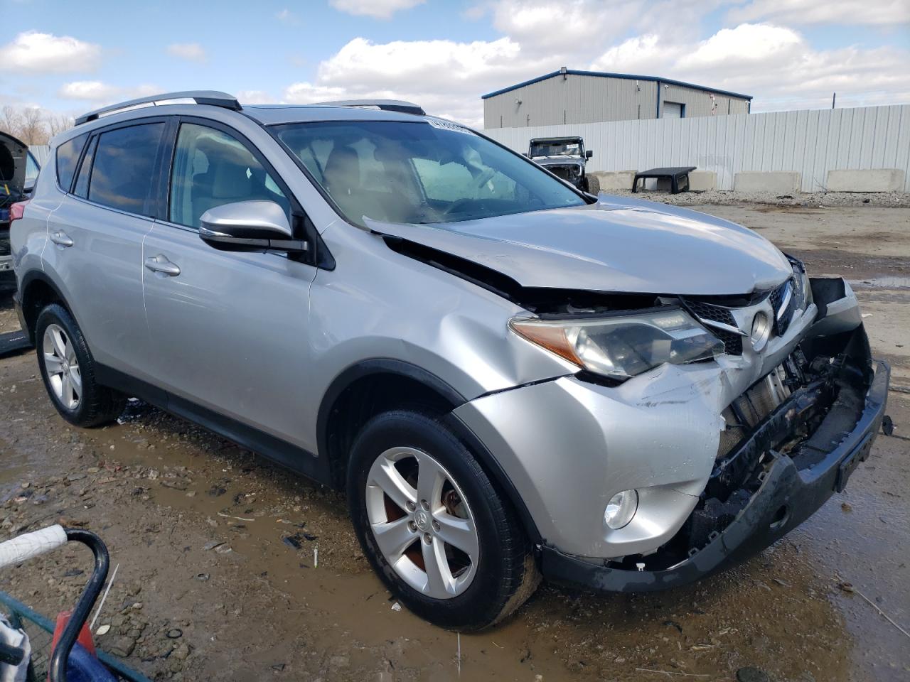 2014 Toyota RAV 4 - Image 4