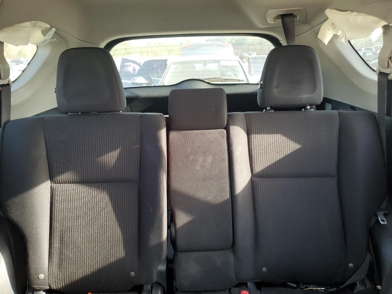 2015 Toyota RAV 4 - Image 10