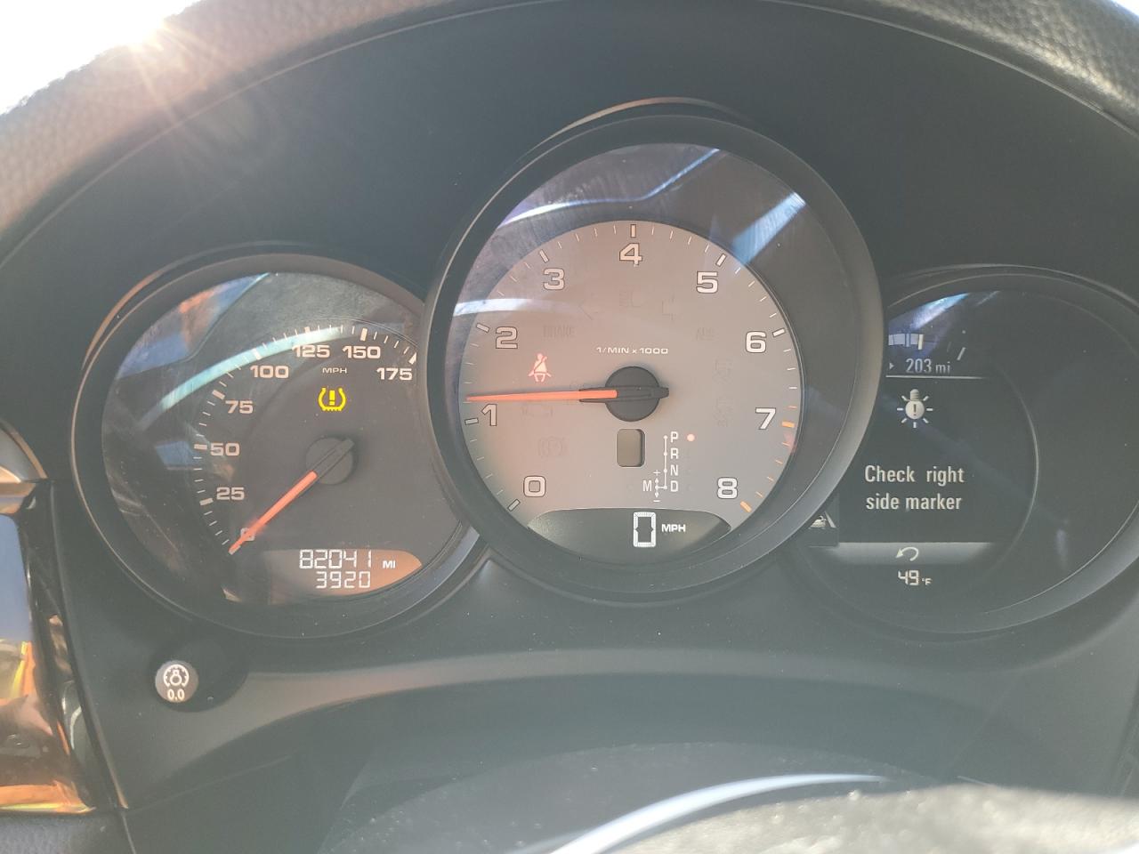 2017 Porsche Macan - Image 9