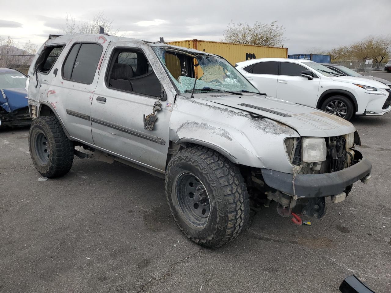 2001 Nissan XTerra - Image 4