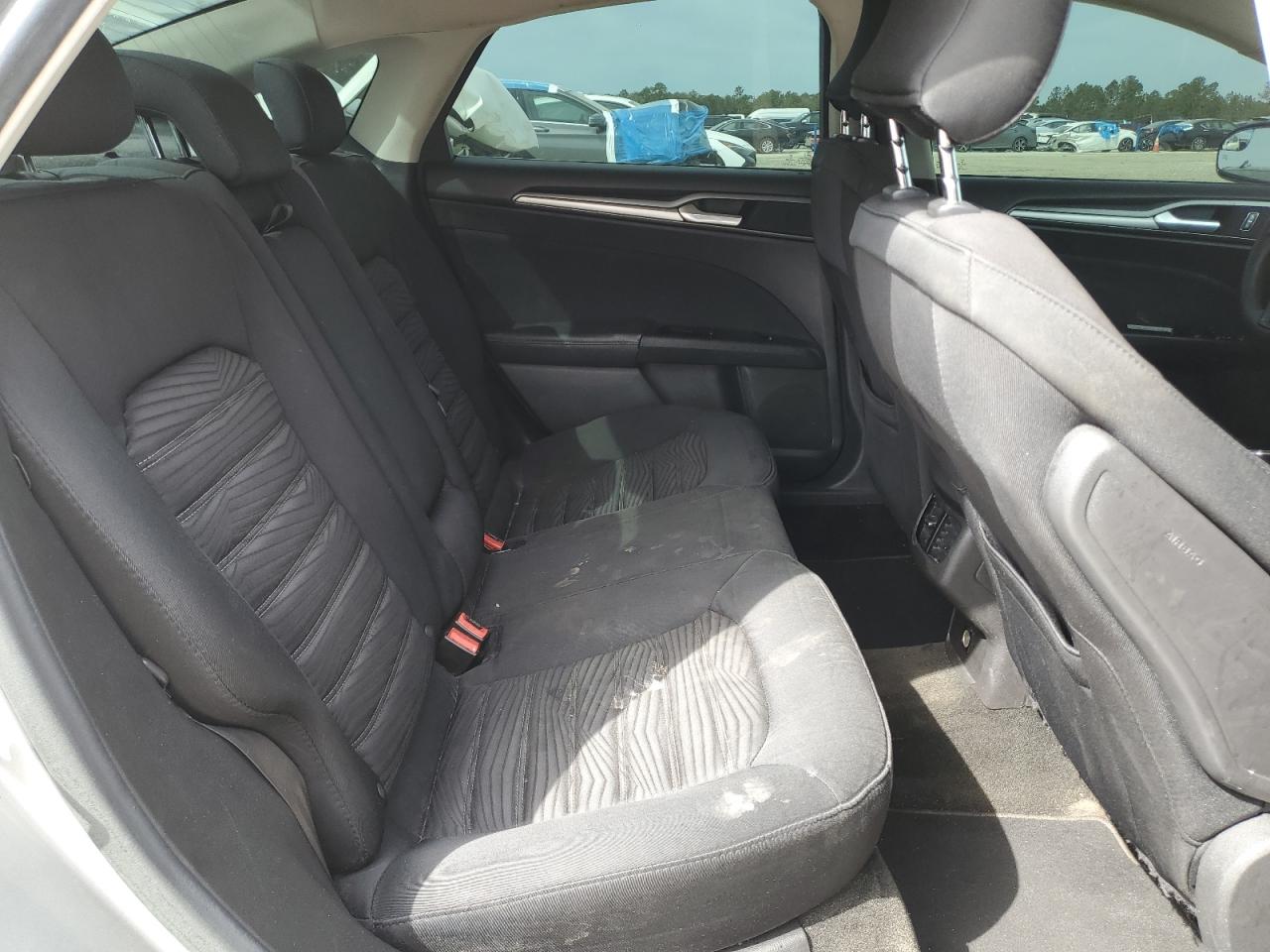 2016 Ford Fusion - Image 10