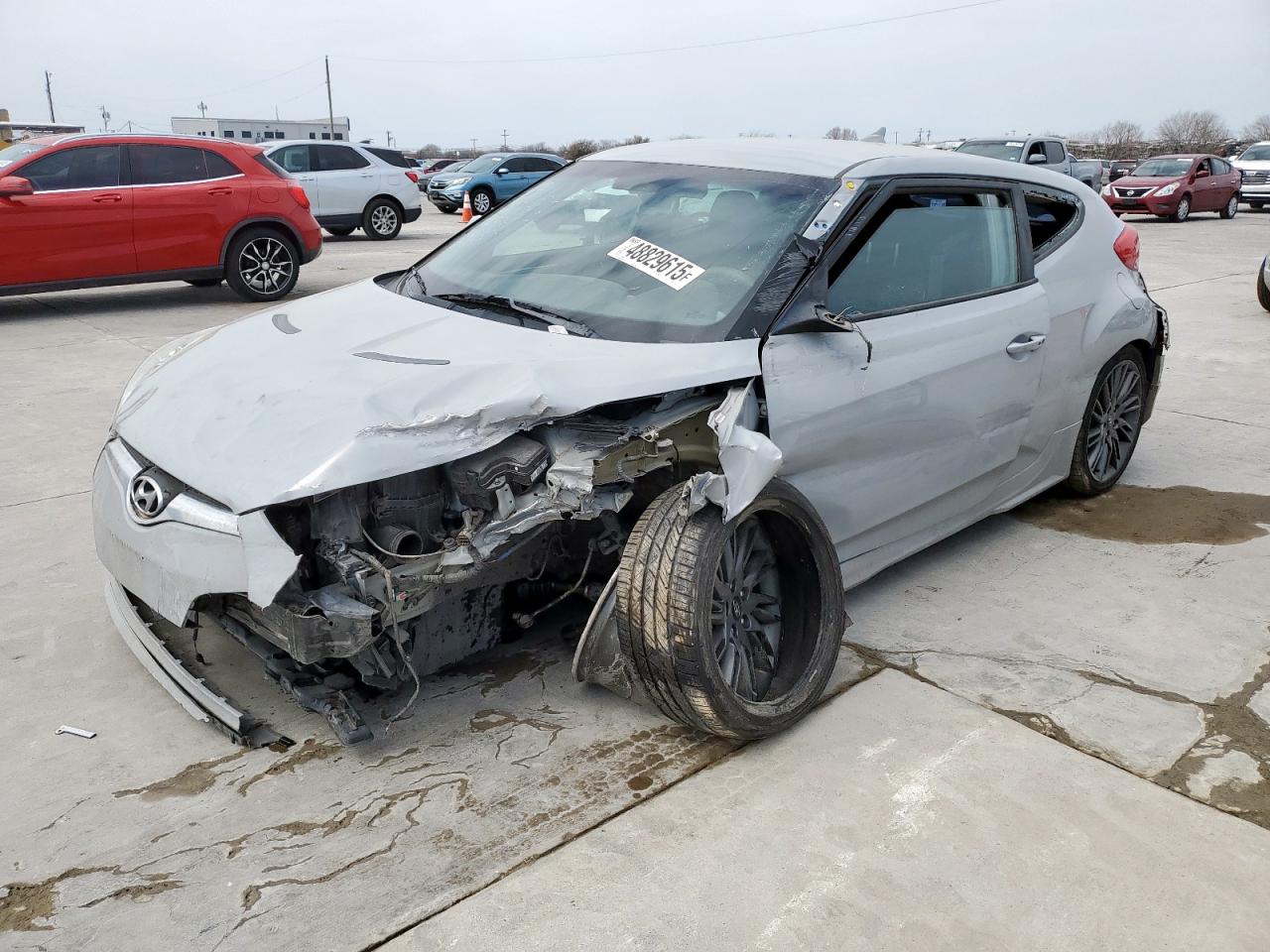 2013 Hyundai Veloster - Image 1