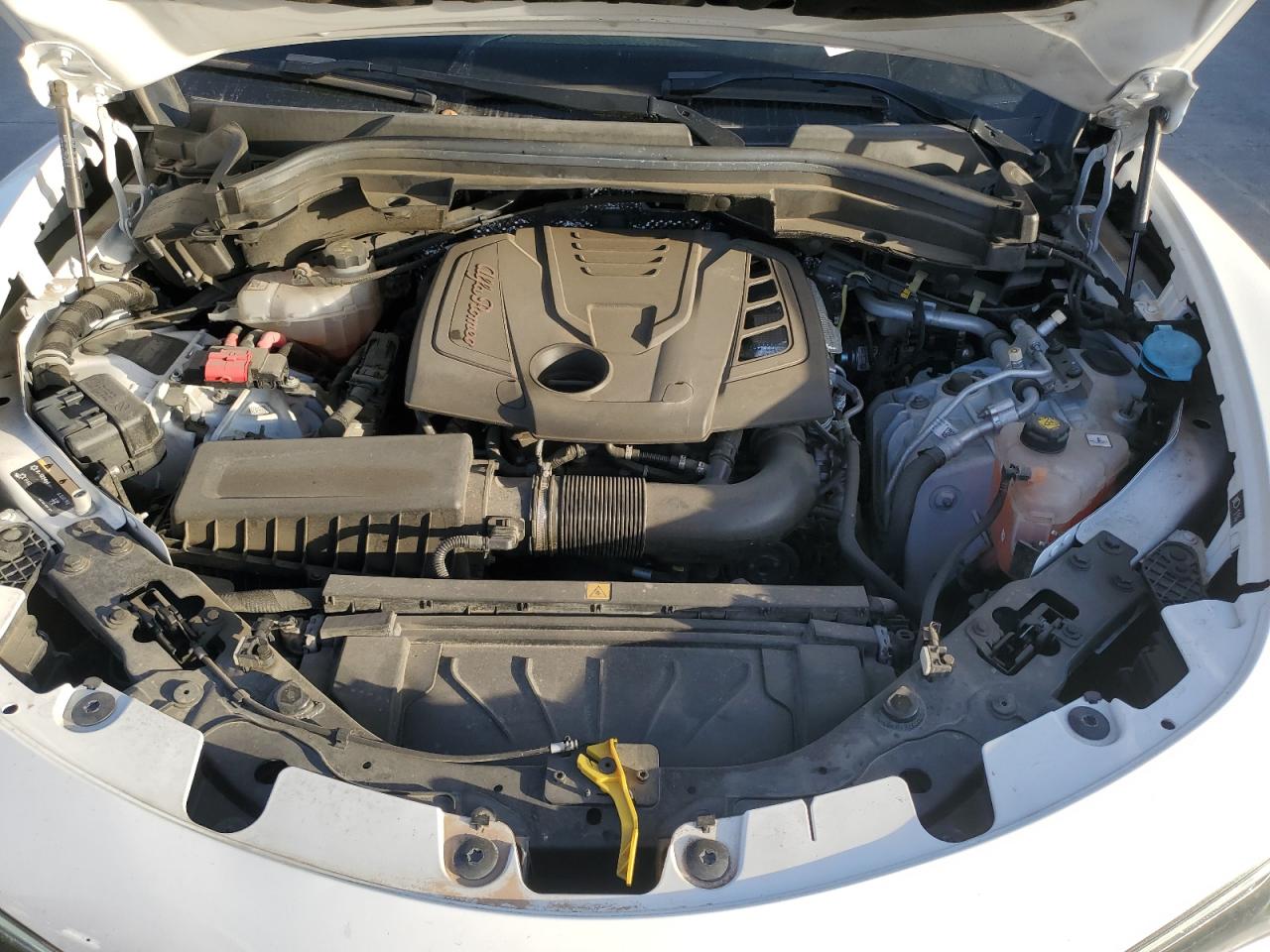 2022 Alfa Romeo Stelvio Ti VIN: ZASPAKBN8N7D38381 Lot: 49154565