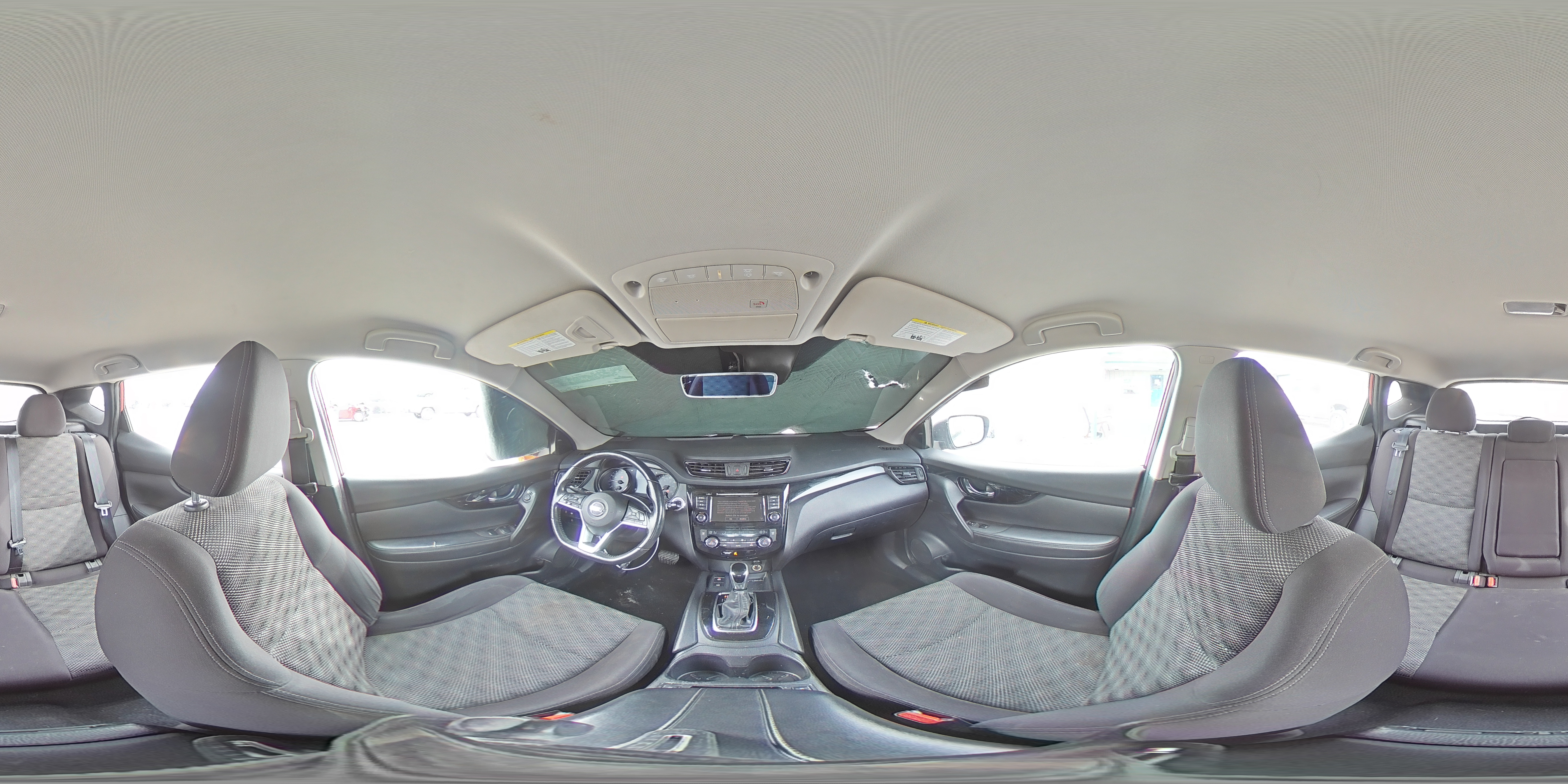 2019 Nissan Rogue - Image 13