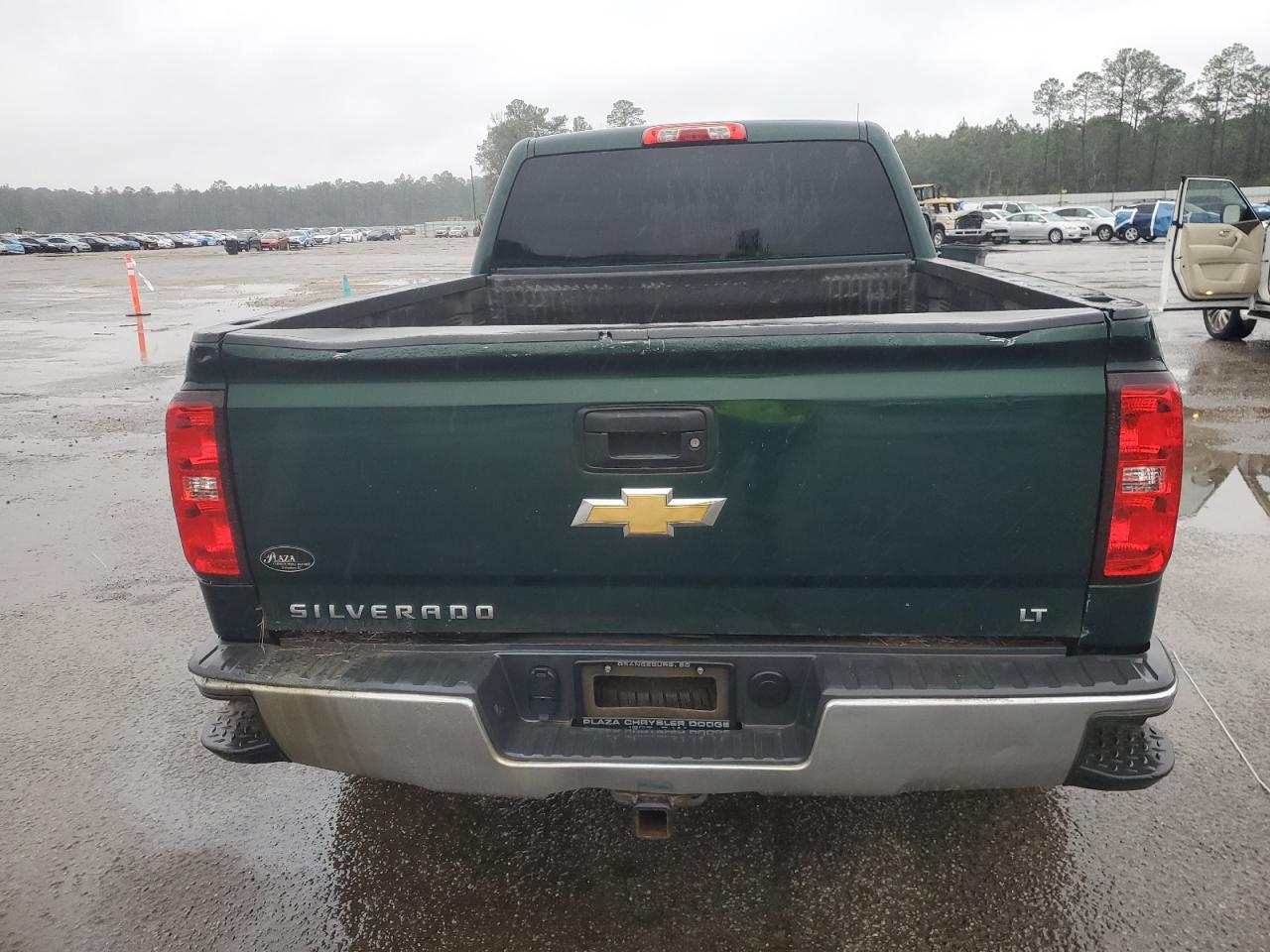 2015 Chevrolet Silverado - Image 6
