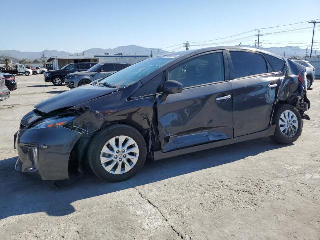 2015 Toyota Prius Plug-In 