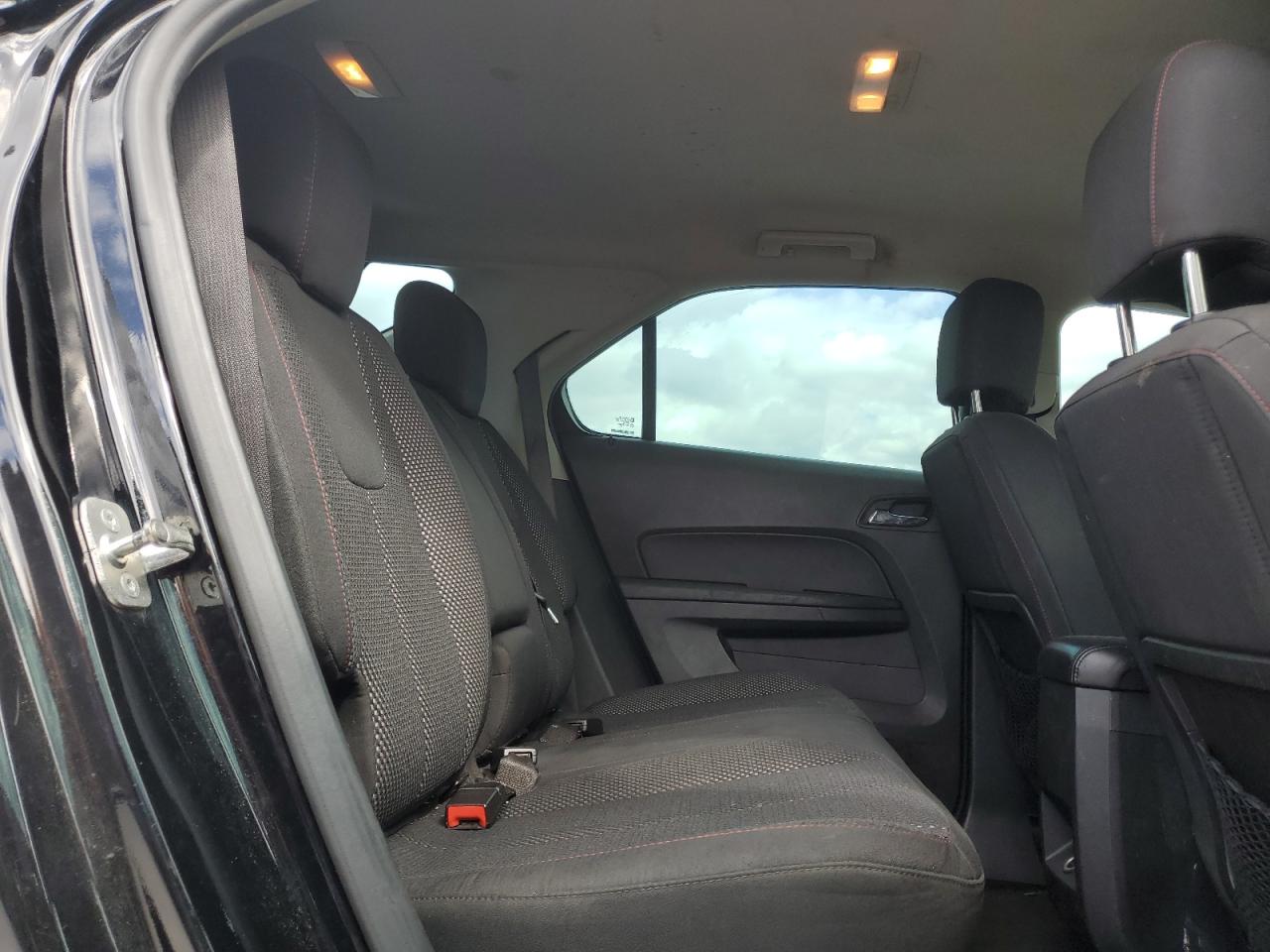 2017 Chevrolet Equinox - Image 11