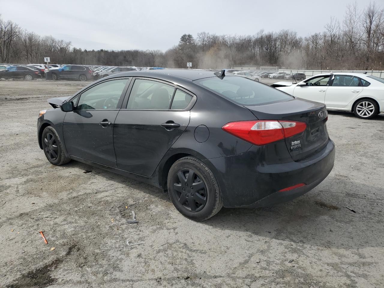 2016 Kia Forte - Image 2