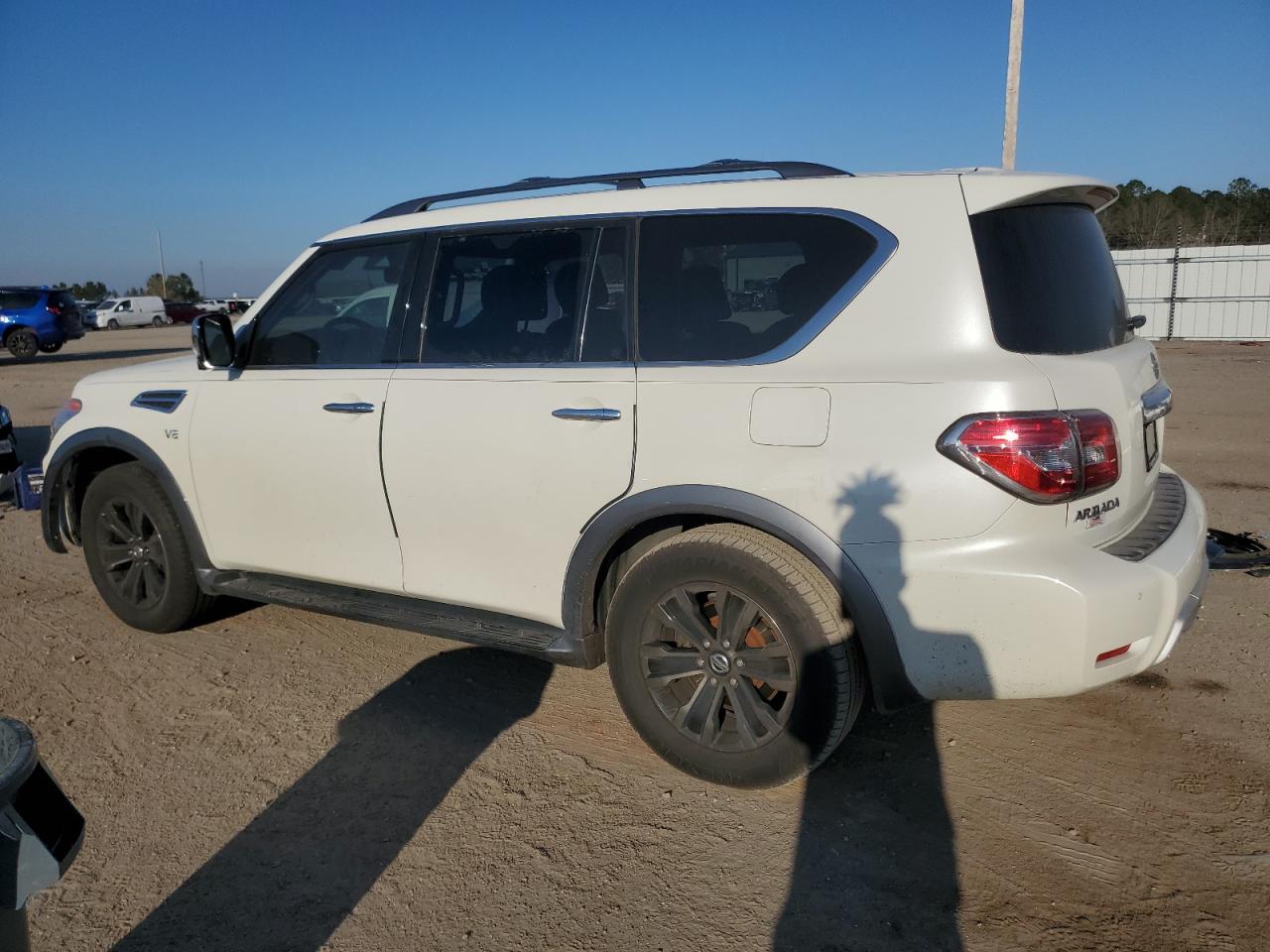 2018 Nissan Armada - Image 2